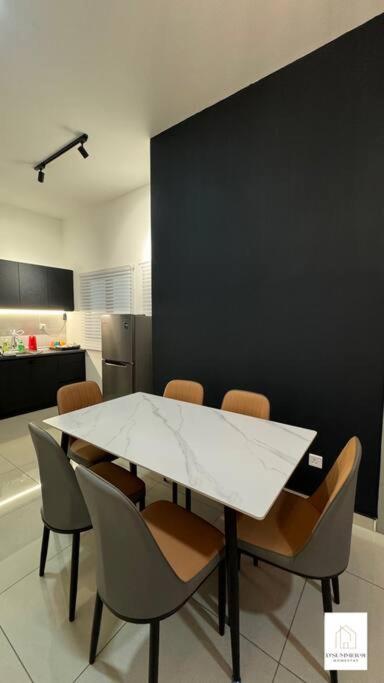 Cozy Homestay Studio Near MRT Batu 11 Cheras photo 2