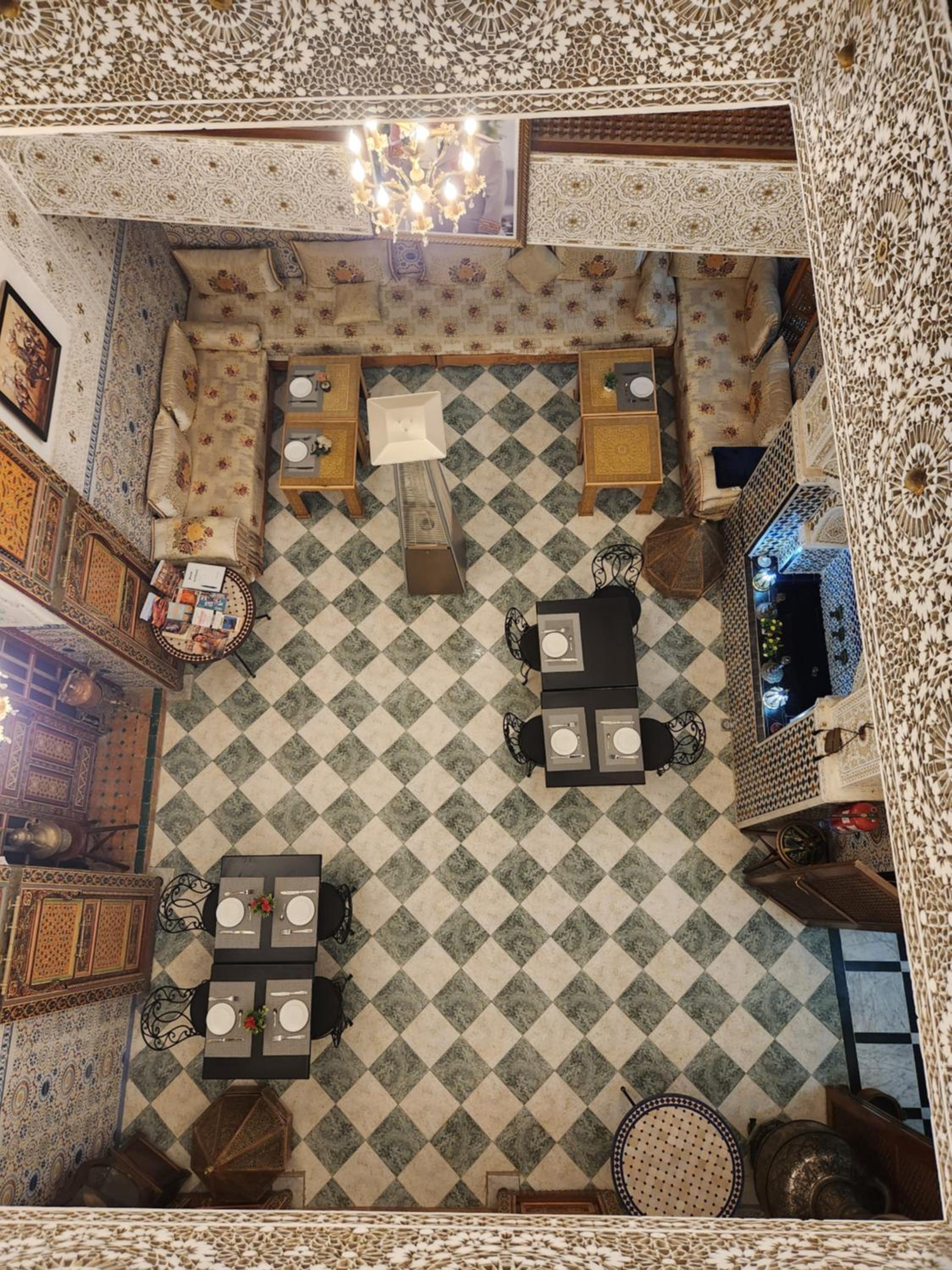 dining