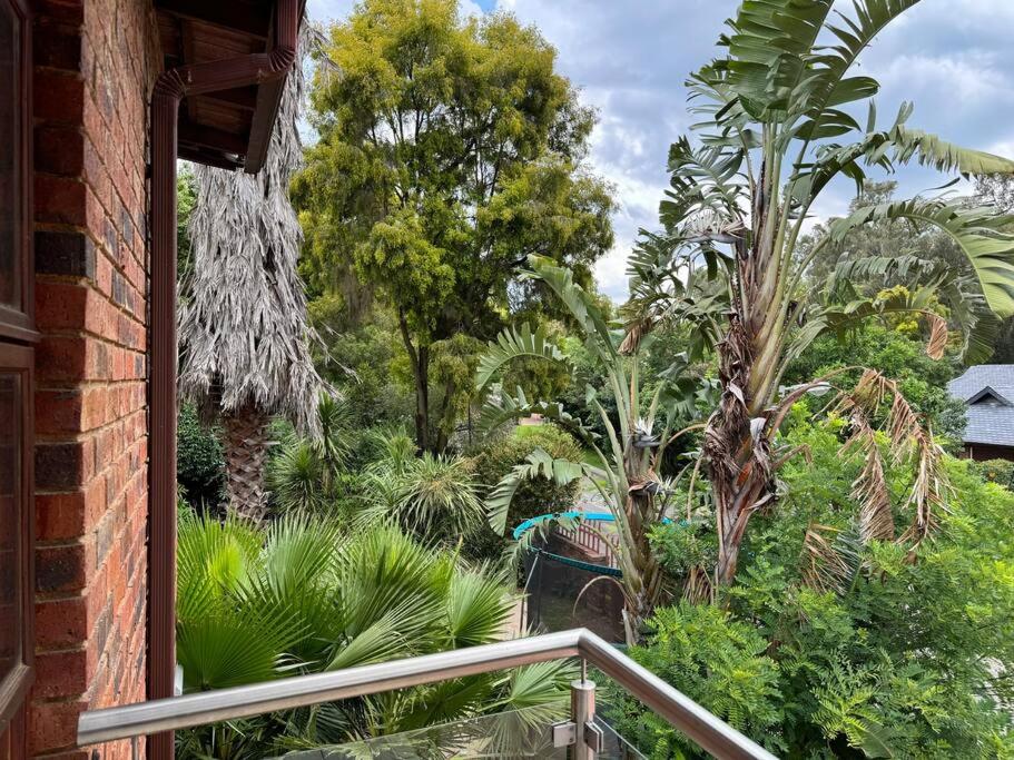 Johannesburg Vacations - Beautiful Sandton Family Home - Property Image 19