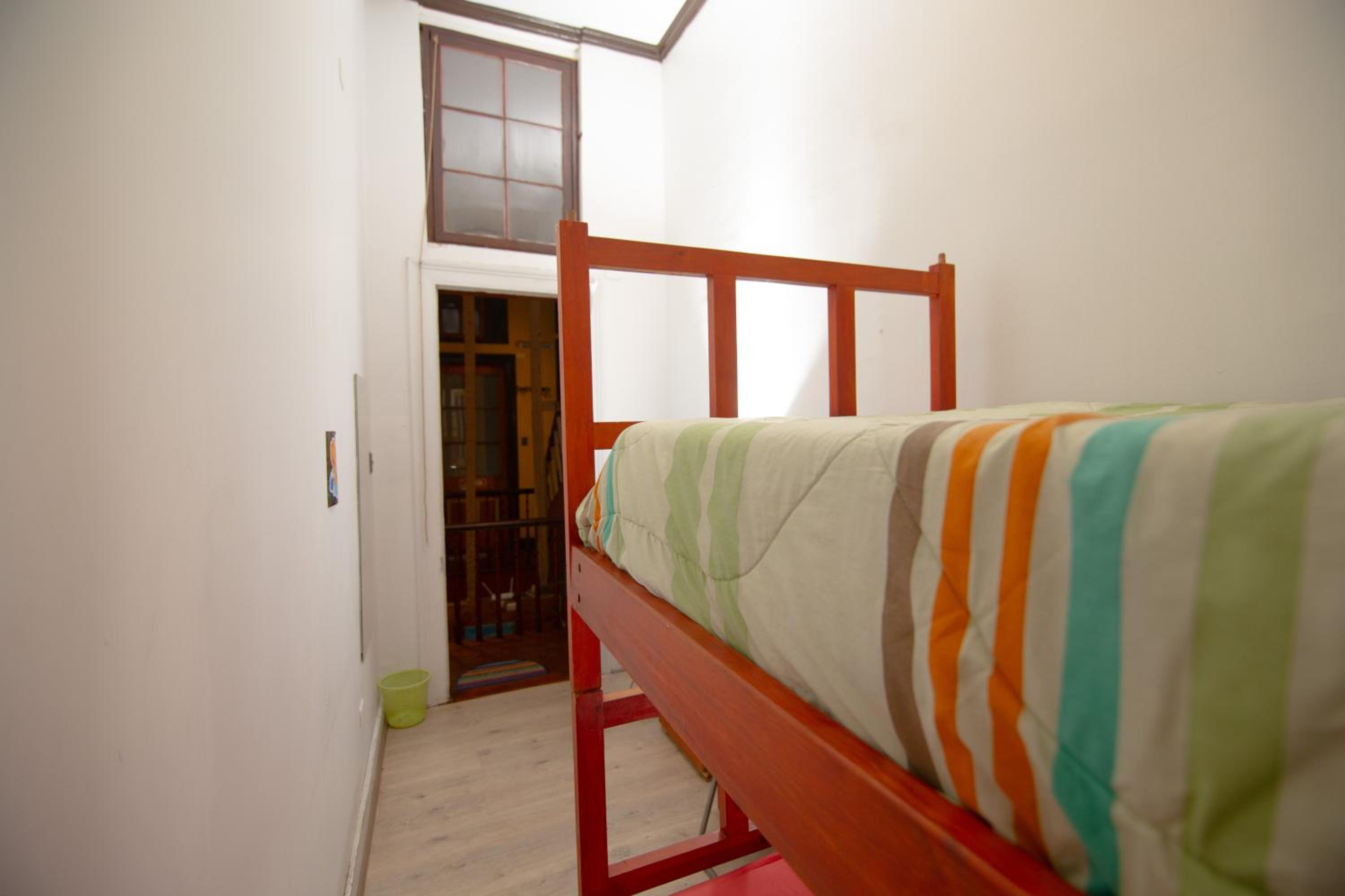 La Casa Del Puerto, Hostal cultural, Cerro Alegre view 5