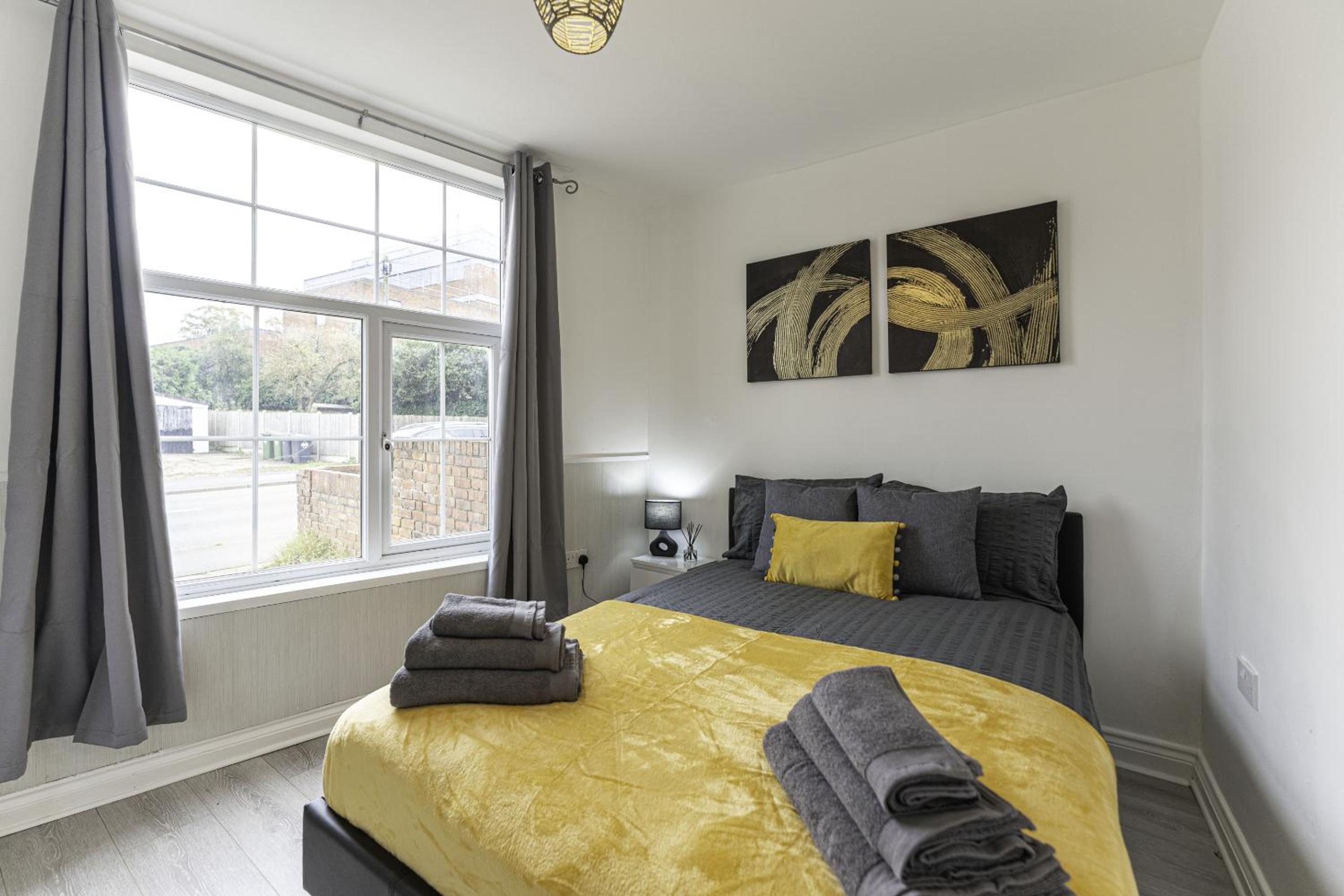 Comfy Stay 1 Bedroom Apartment view 4
