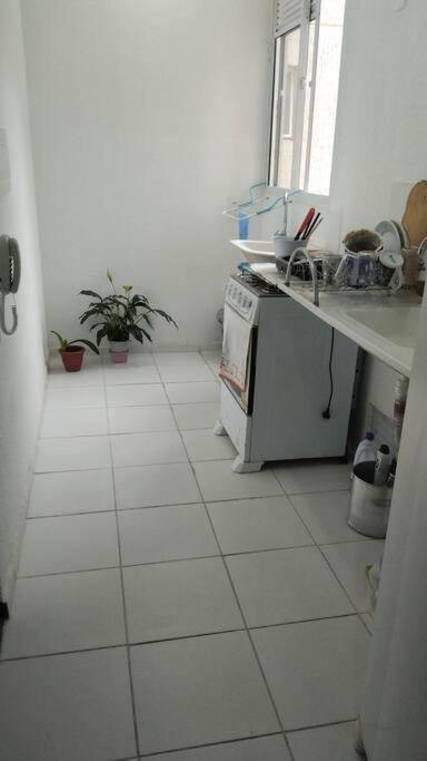 Apt, espaço inteiro no 1° andar.