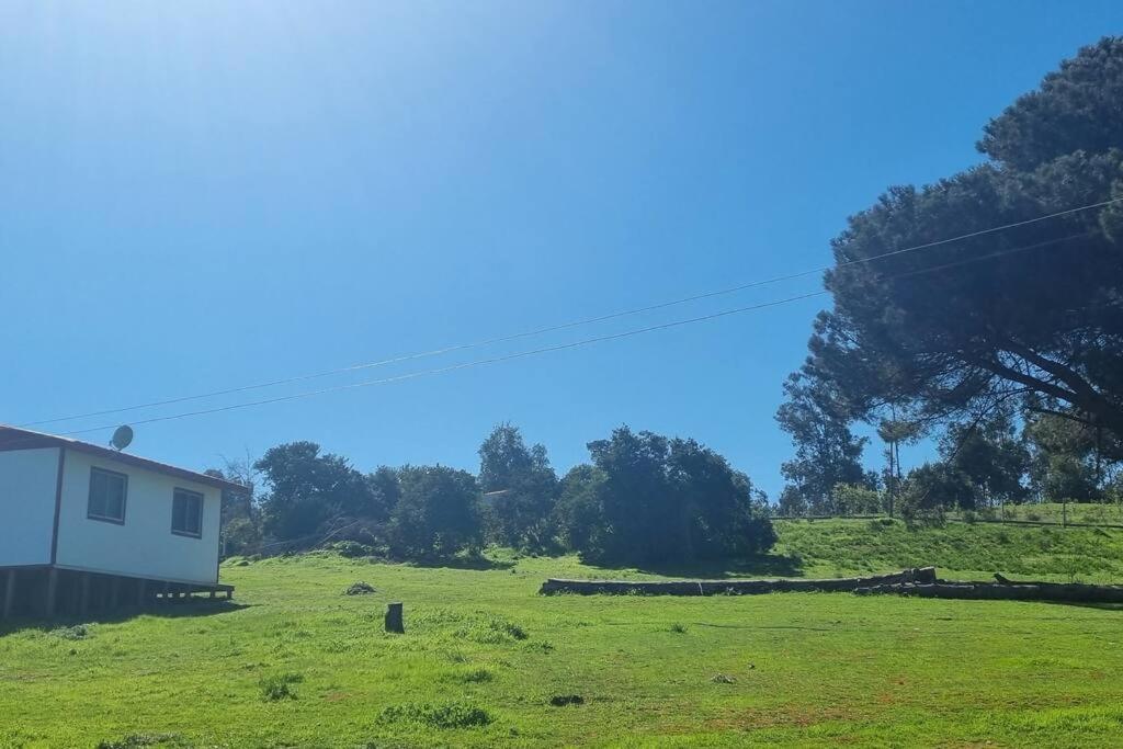 Cabaña familiar con piscina a pasos de San Antonio, en Quillaycillo