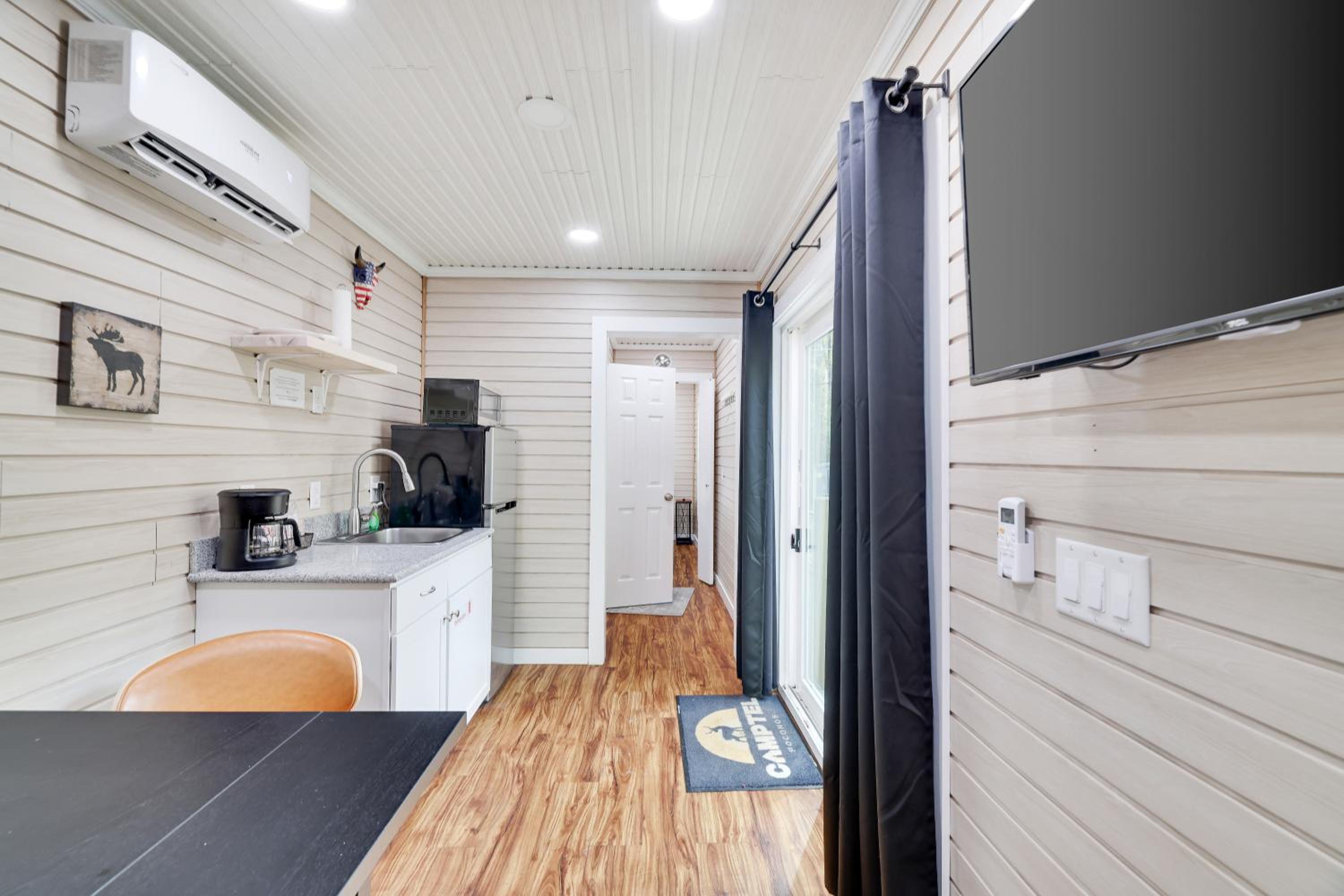 Camptel Poconos, Billede 210