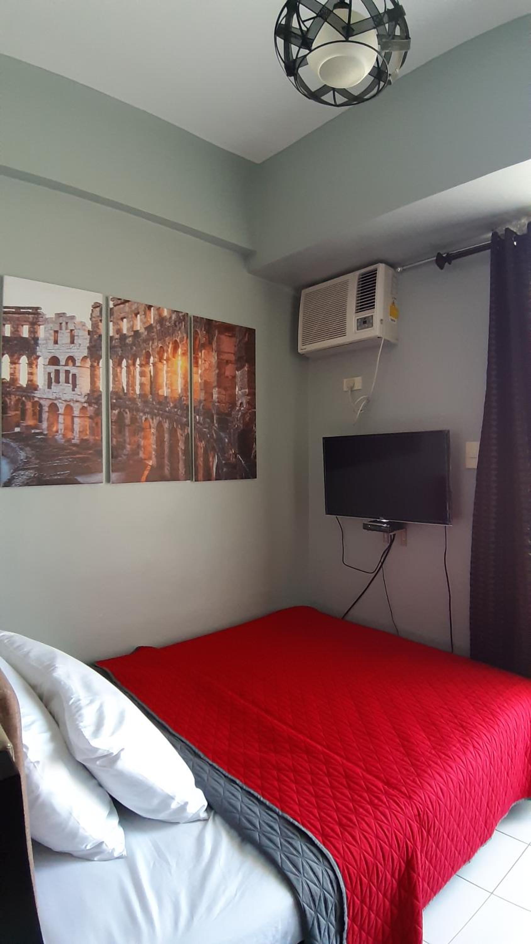 1BR with Balcony Overlooking Pool Chateau Elysee Near NAIA view 4