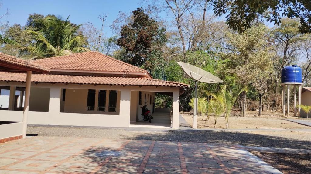 HOTEL E POUSADA 3 IRMÃOS