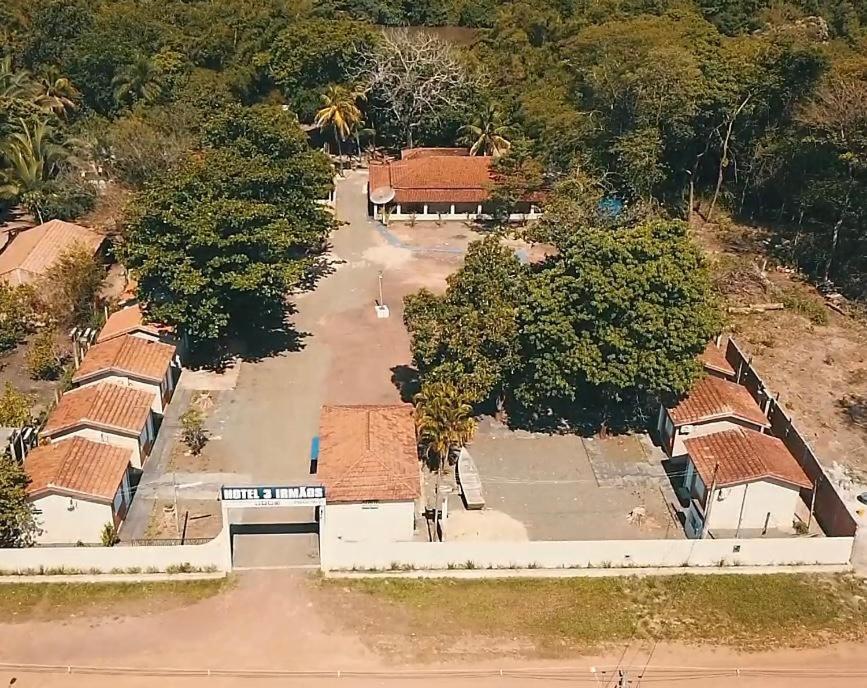HOTEL E POUSADA 3 IRMÃOS