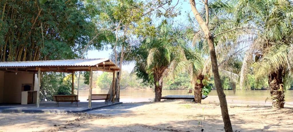 HOTEL E POUSADA 3 IRMÃOS