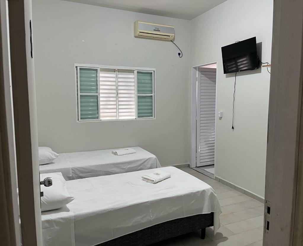 HOTEL E POUSADA 3 IRMÃOS