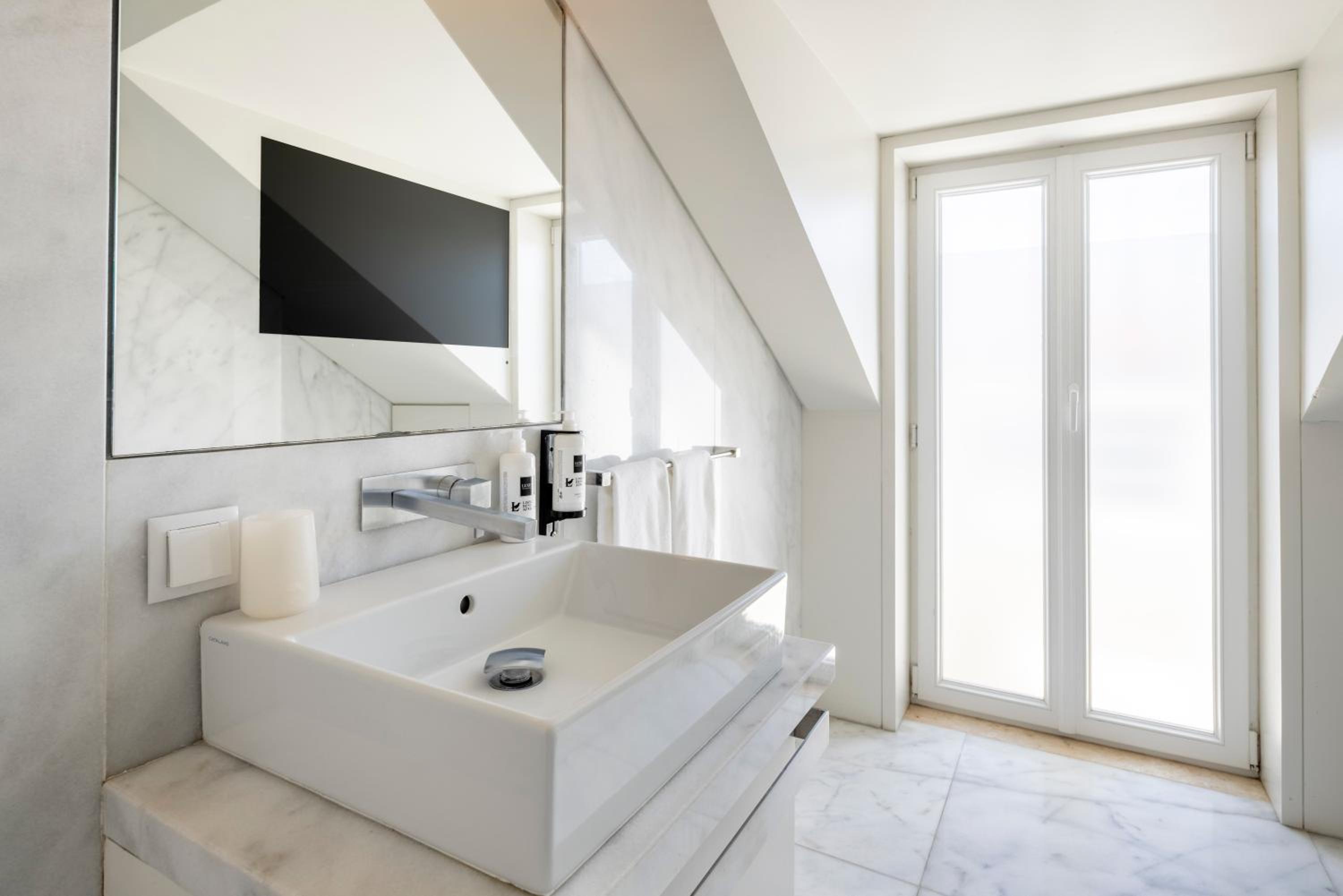 Chiado Square Apartments | Lisbon Best Apartments photo 2