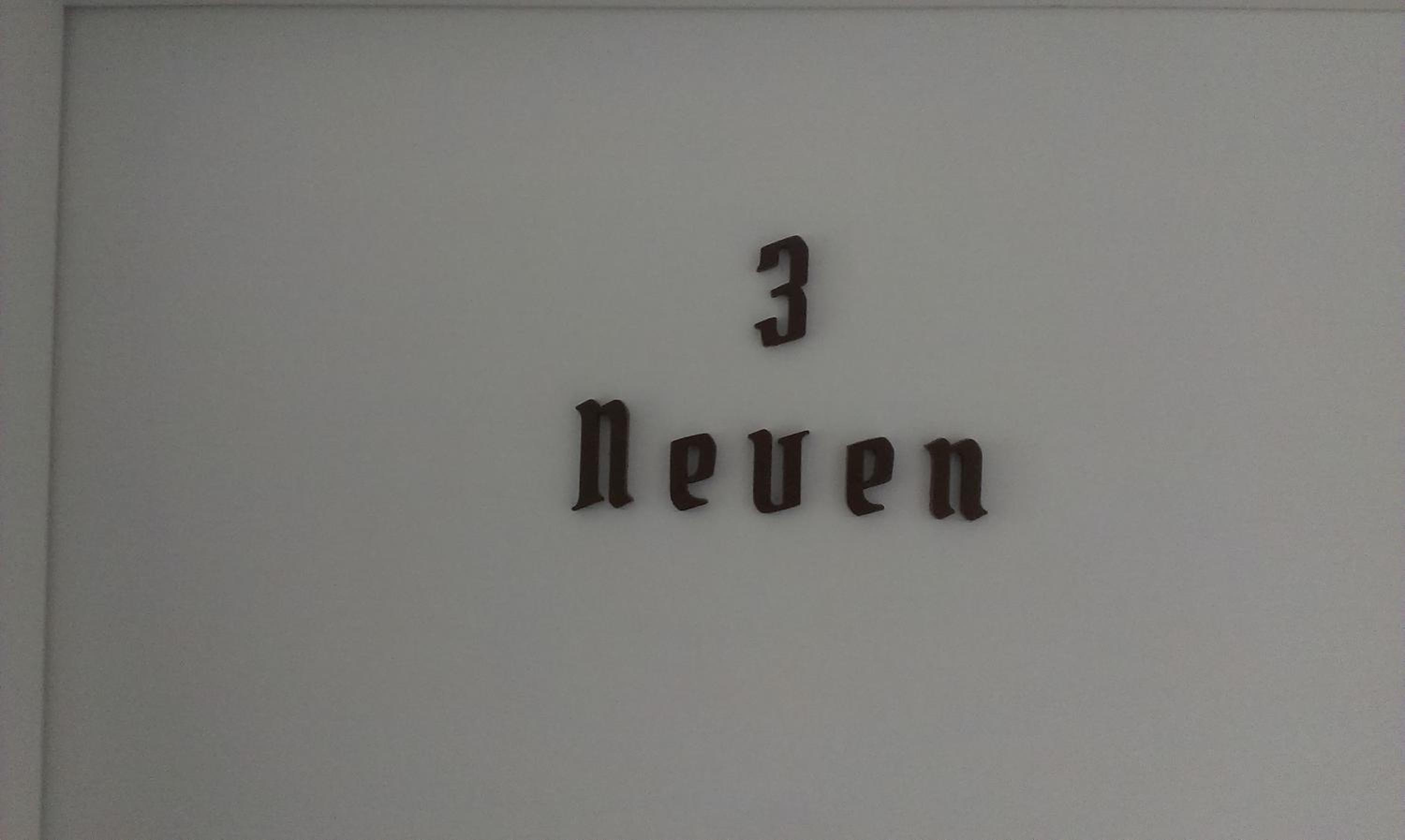 Photo 33