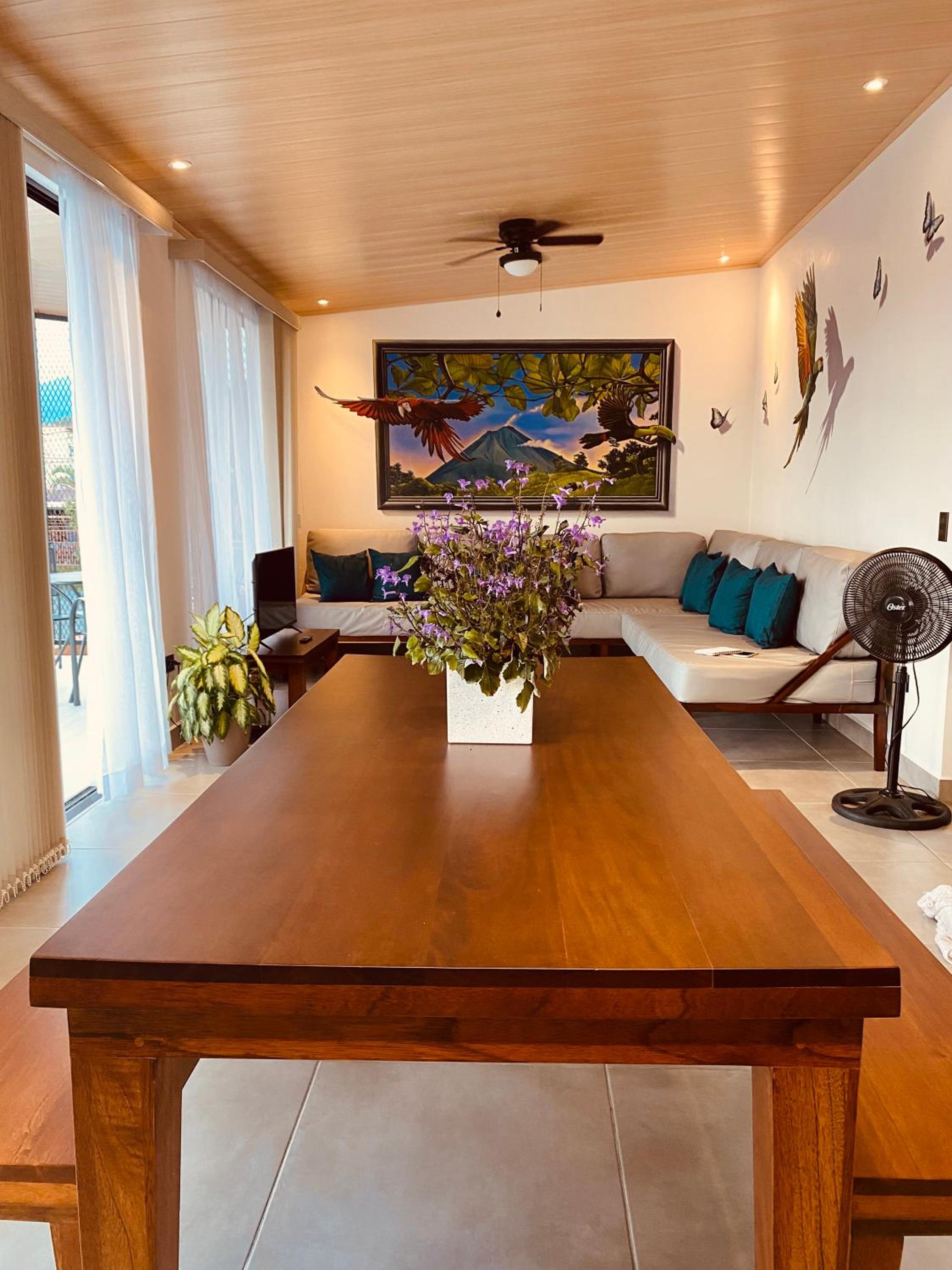 Casa Macaw