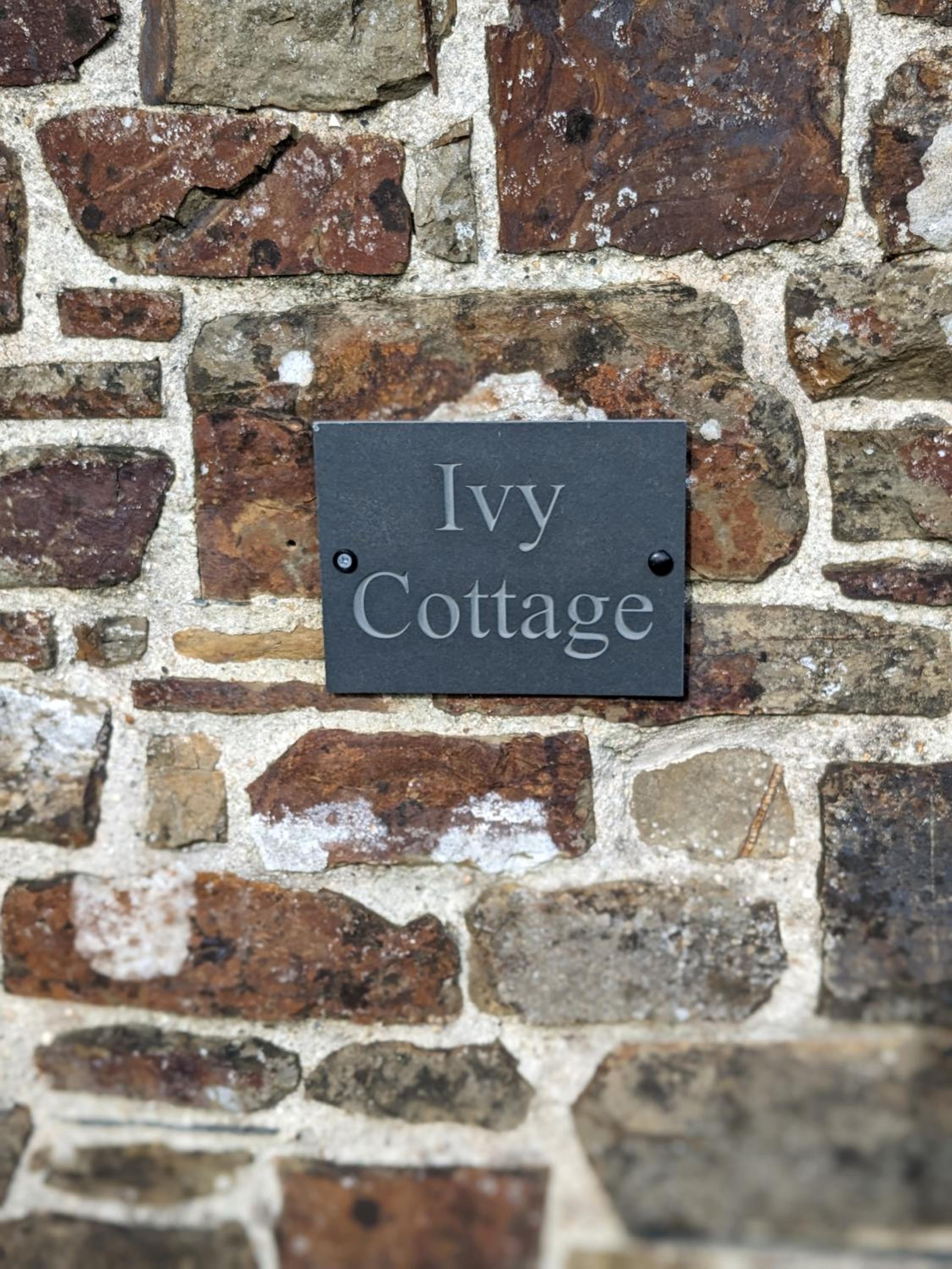Elegant and secluded 1-Bed Cottage near Bideford view 2