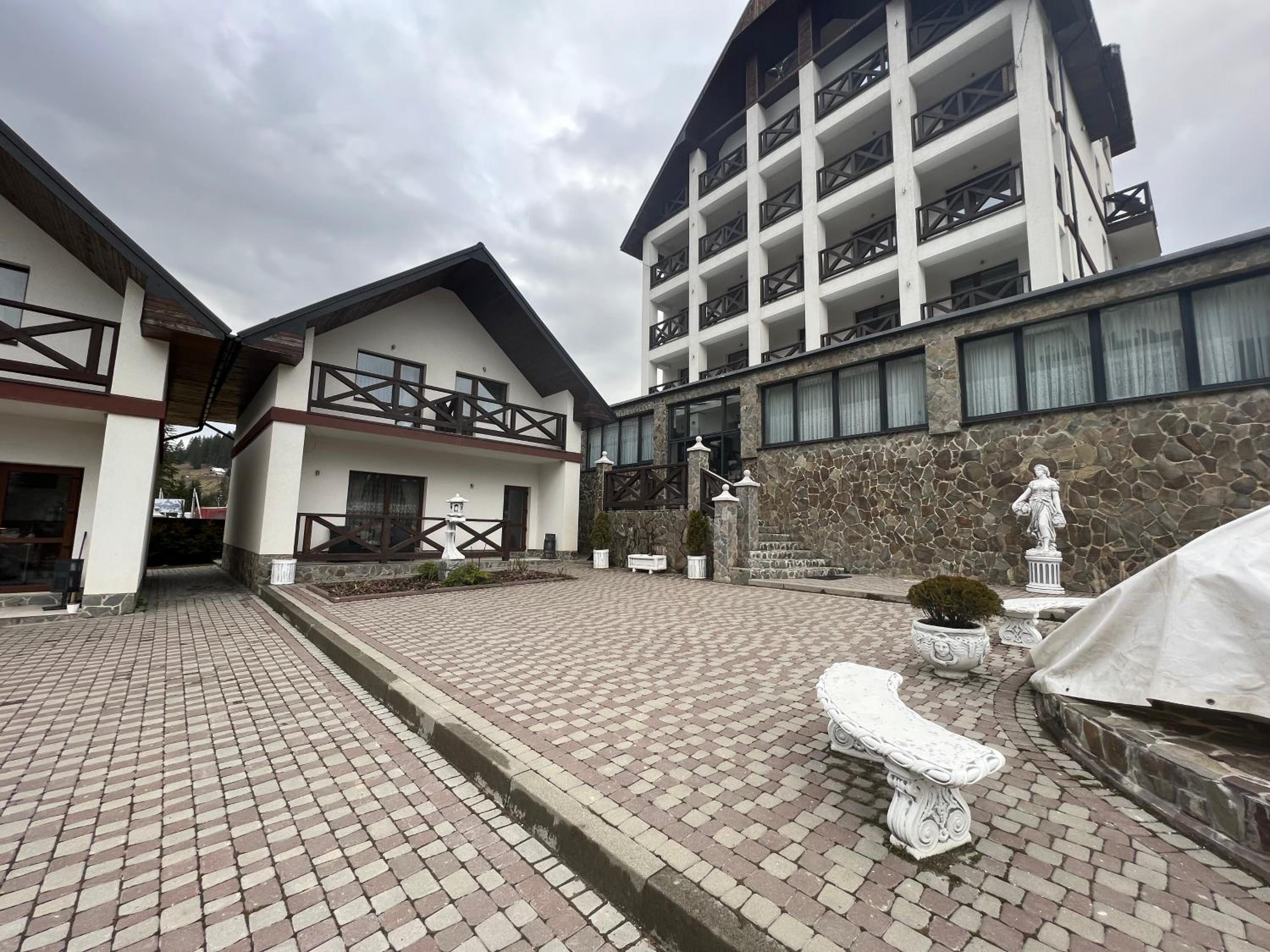 Villa For You Hotel