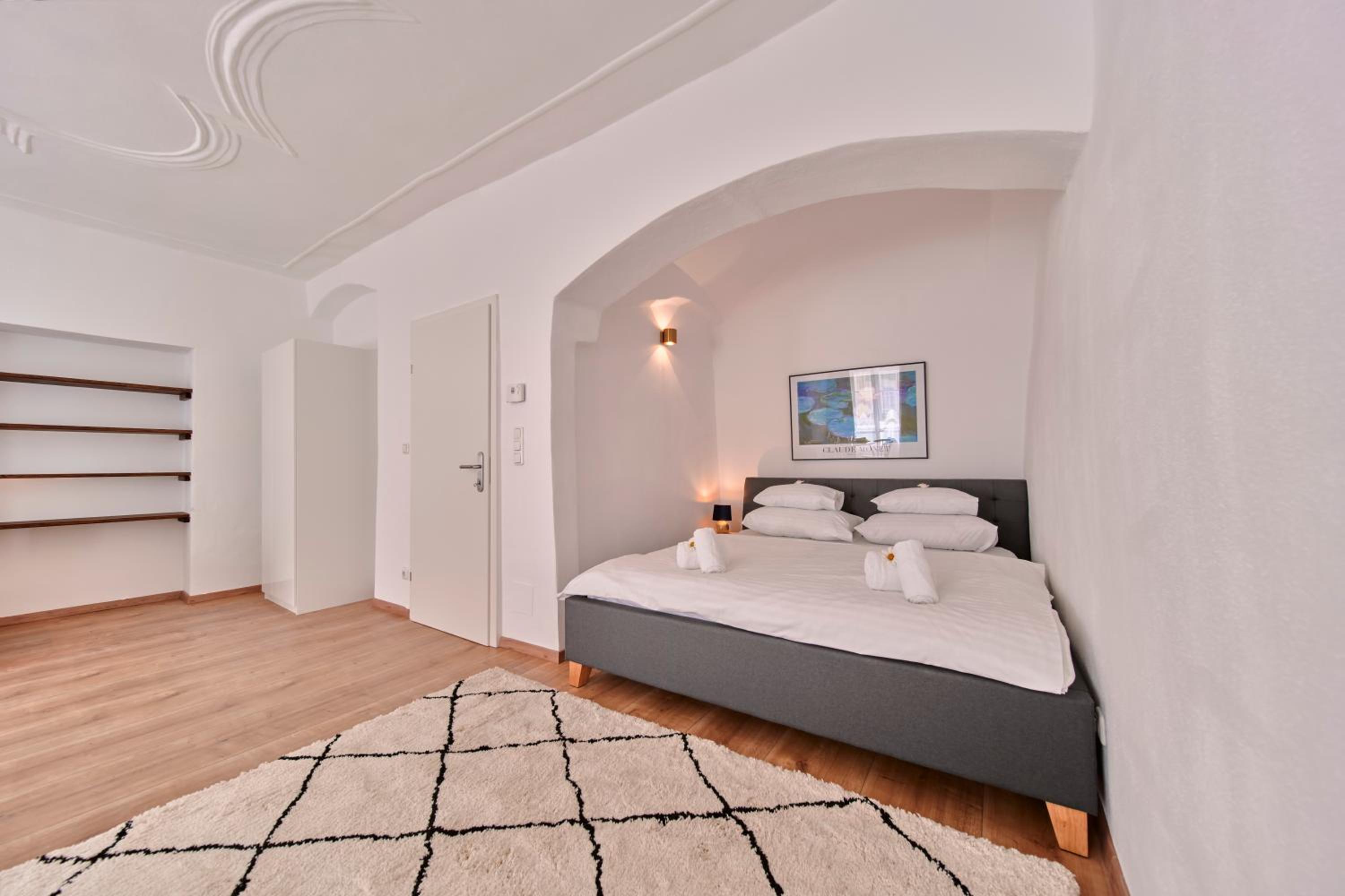 Smile Apartments