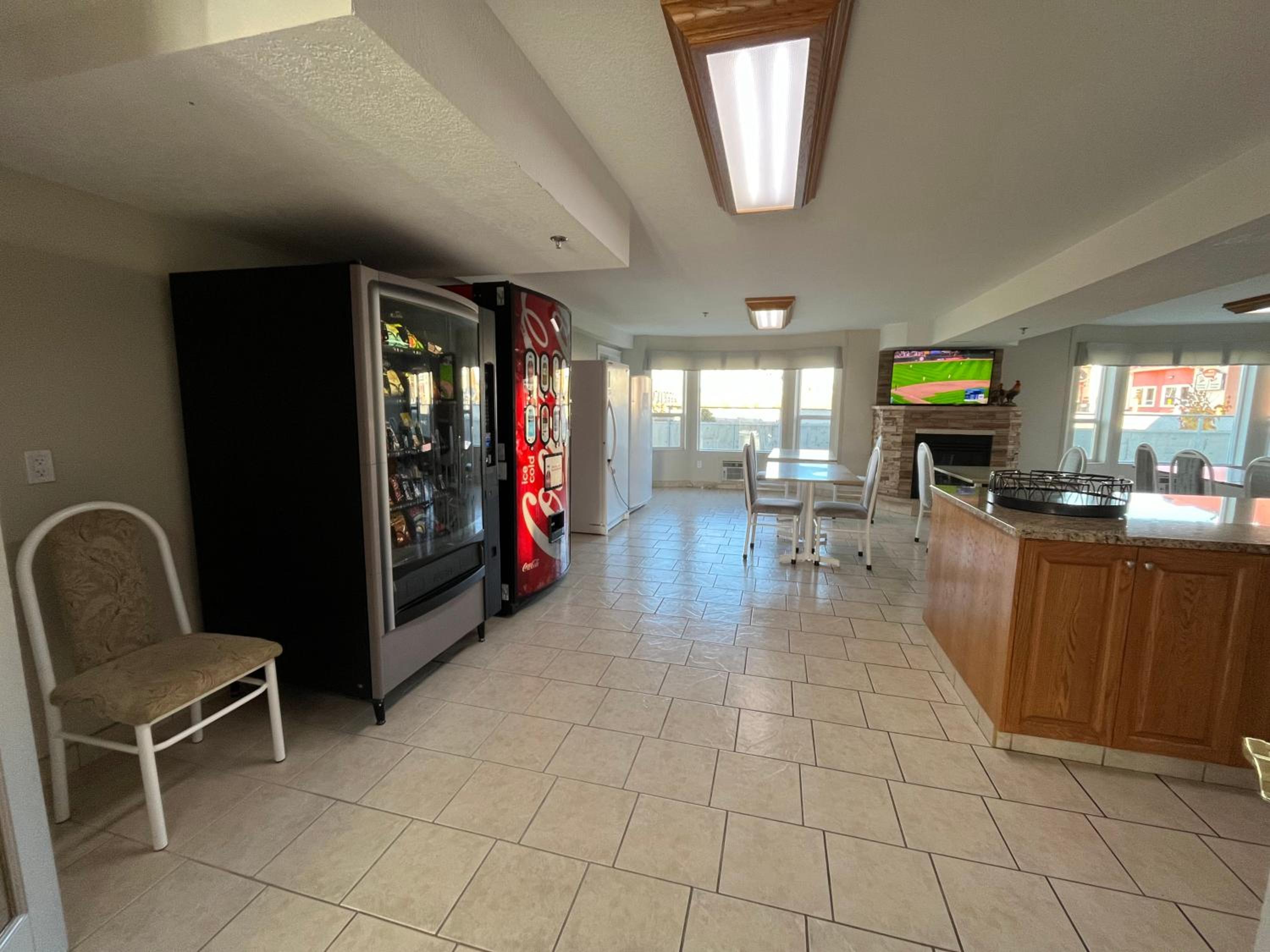 Western Budget Motel #3 Whitecourt view 5