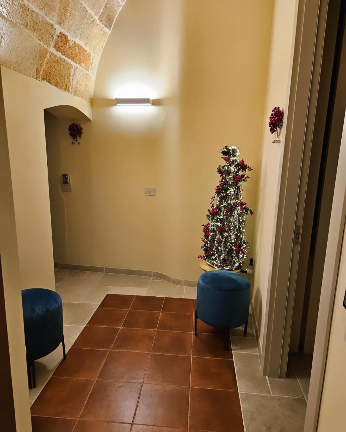 Iris Apartments