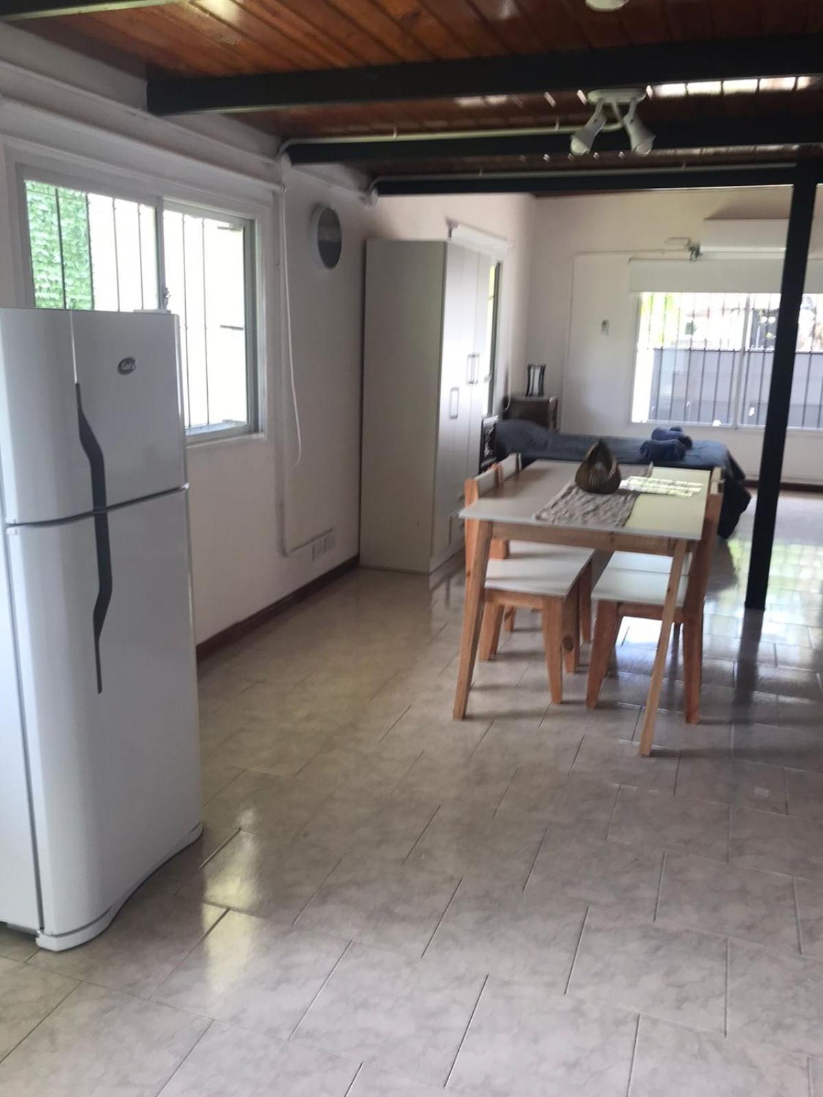 Casa Tipo Loft- Tigre Centro Con Jardin, Parrilla - 4 Personas