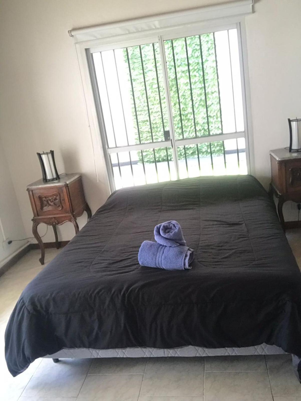 Casa Tipo Loft- Tigre Centro Con Jardin, Parrilla - 4 Personas