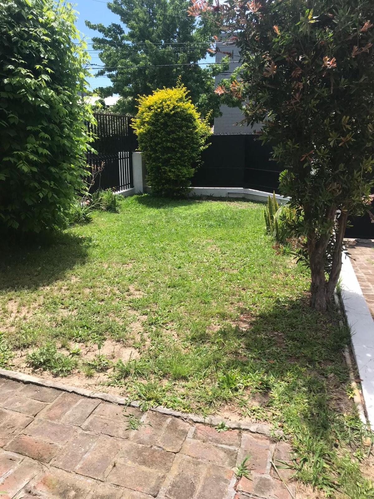 Casa Tipo Loft- Tigre Centro Con Jardin, Parrilla - 4 Personas