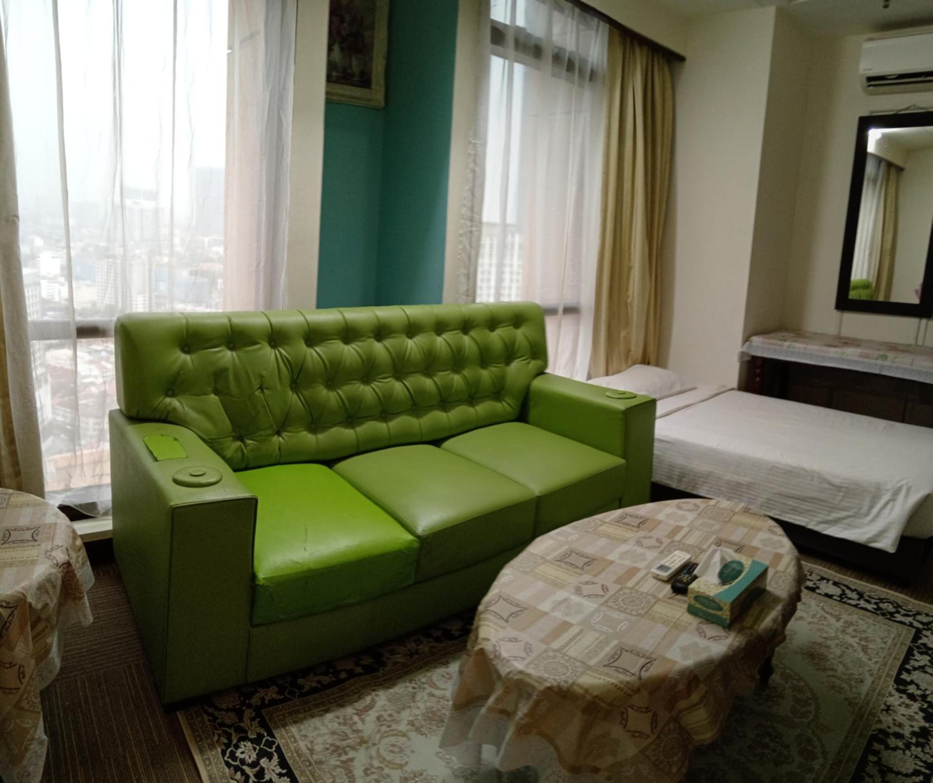 Crown Apartment at Times Square