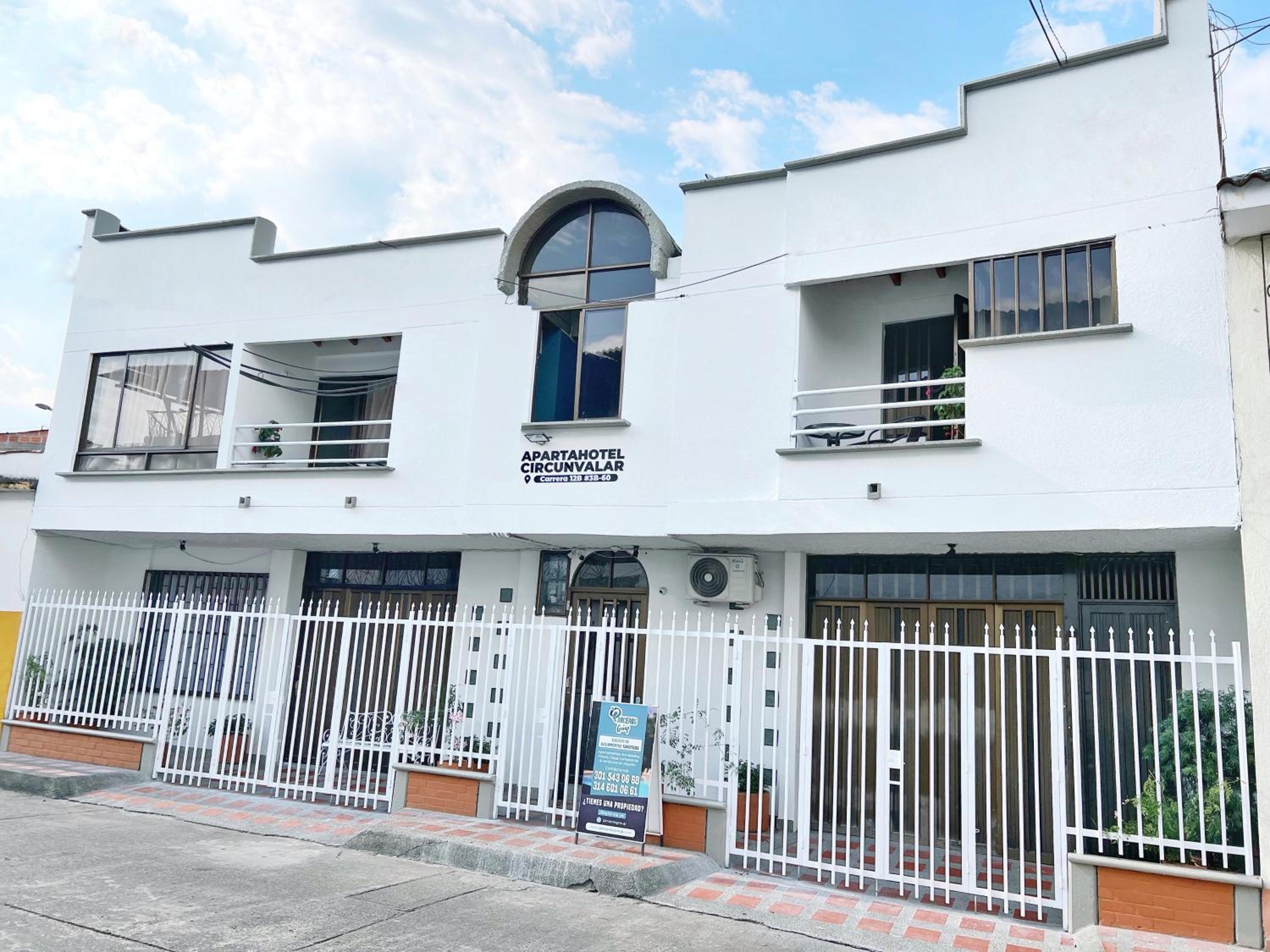 Apartamento En La Circunvalar Por Parceros Group