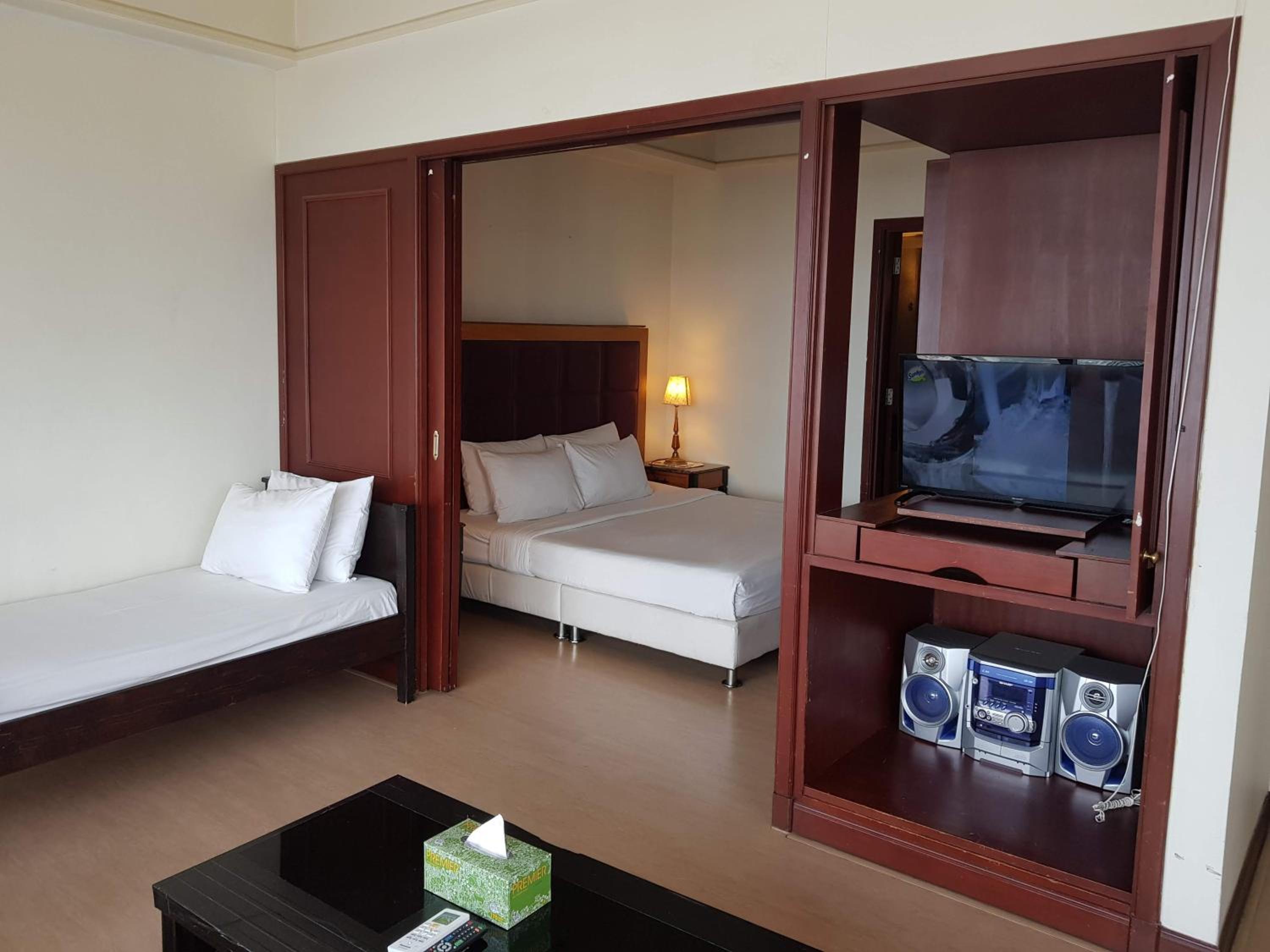 Crown Apartment at Times Square