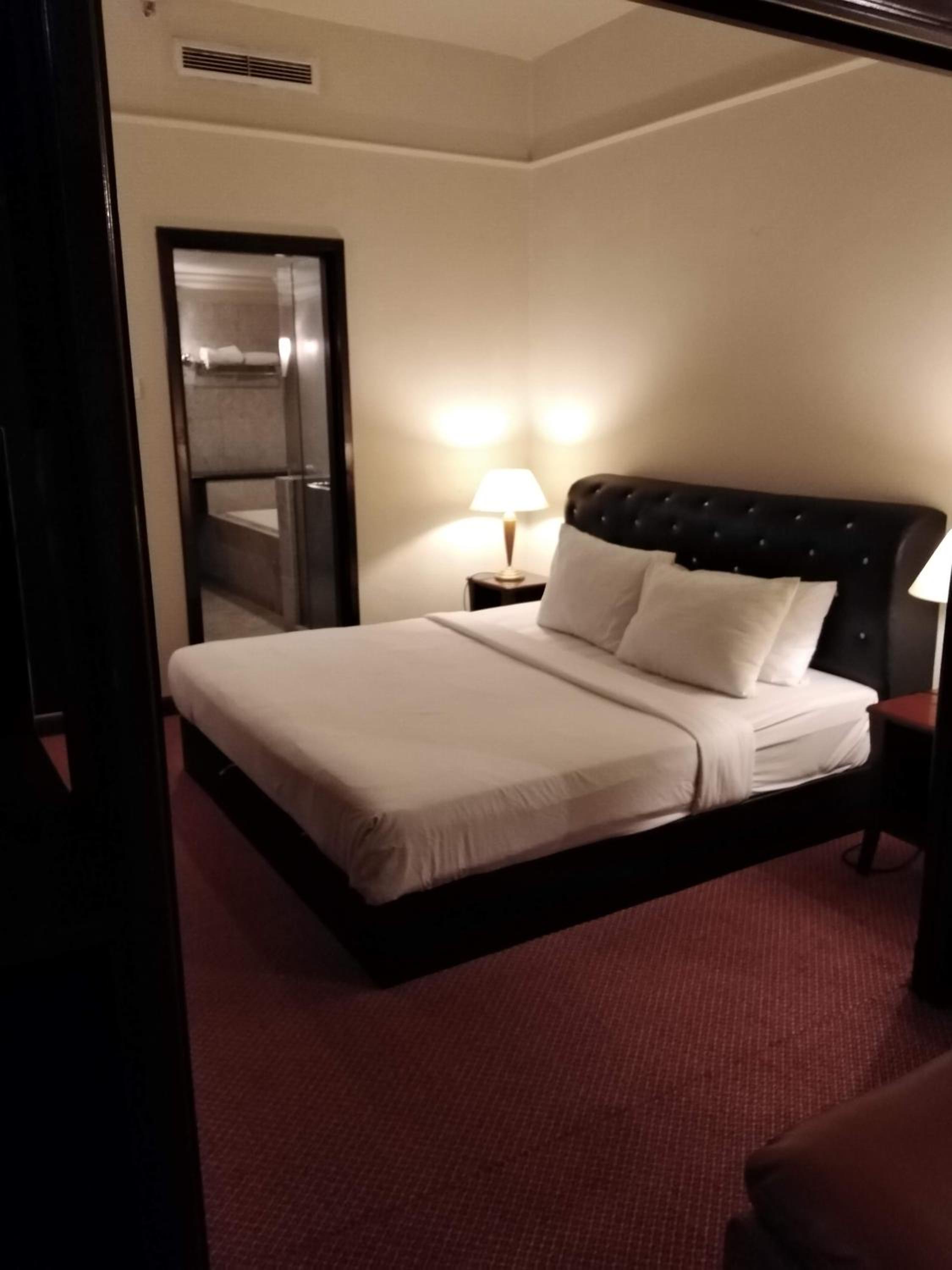 Crown Apartment at Times Square