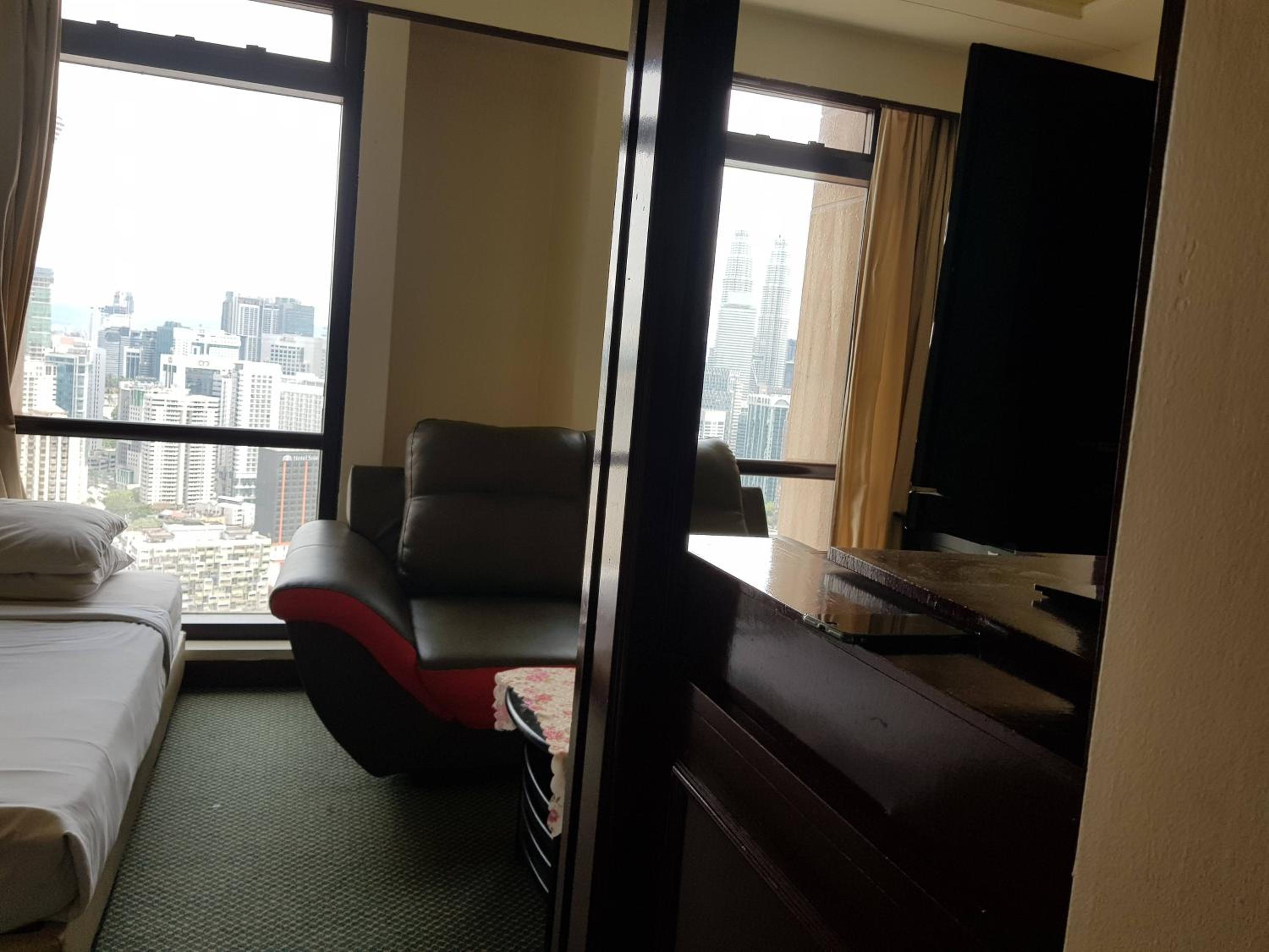 Crown Apartment at Times Square