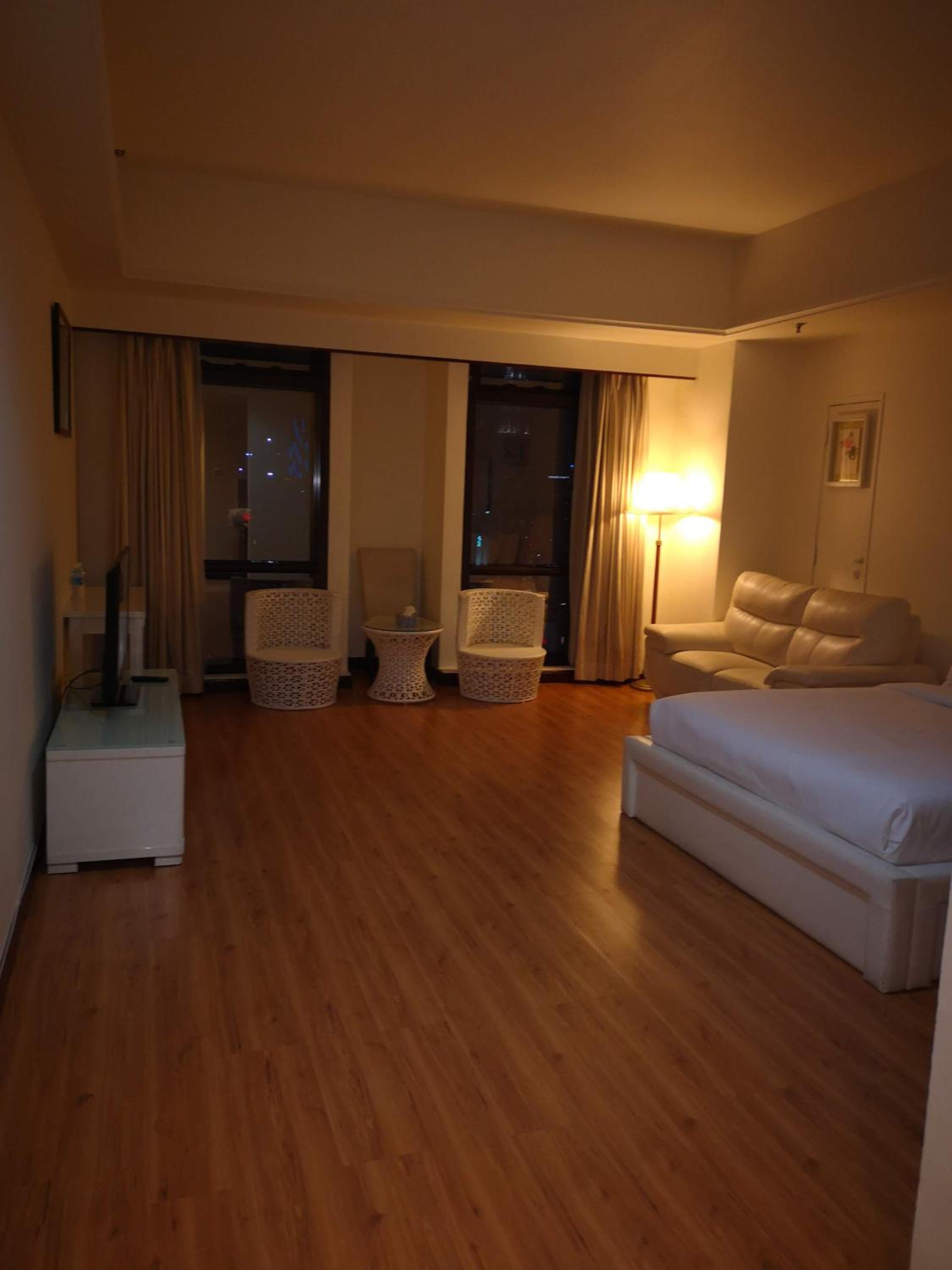 Crown Apartment at Times Square