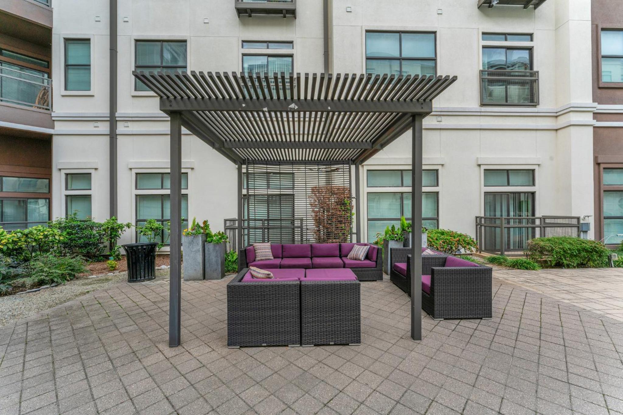 Beautiful 1br Apartment, Pool, Gym, Parking Cs
