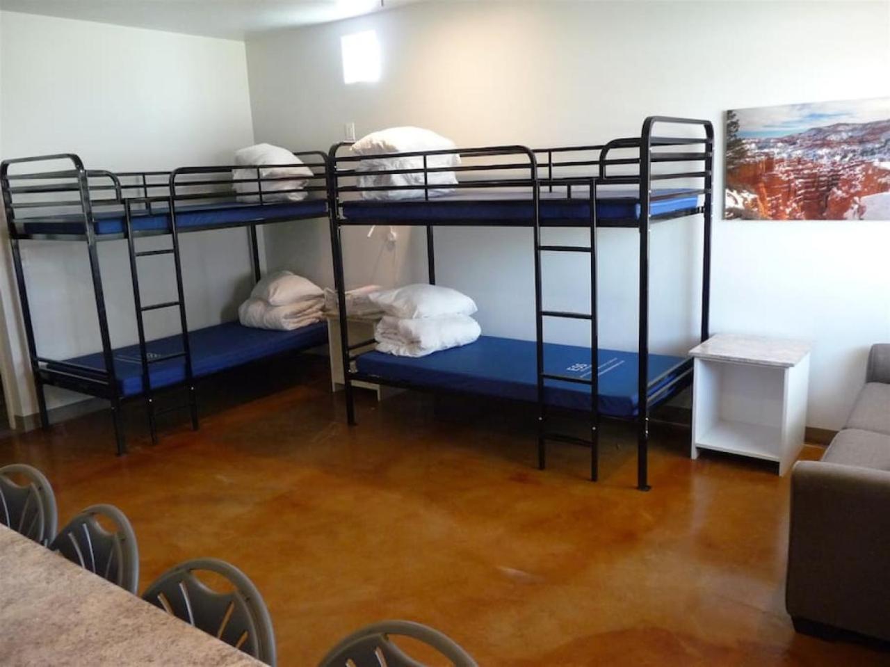 Bunkhouse 3A With Cold AC view 2