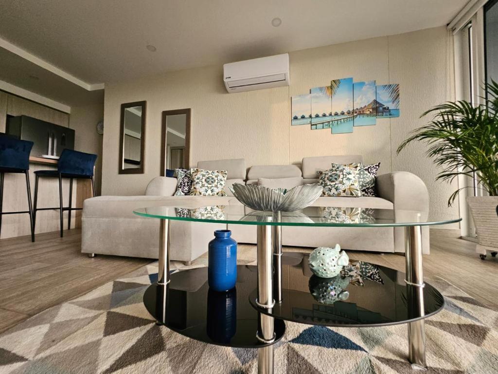 Apartamento con jacuzzi privado, vista al mar, sector exclusivo