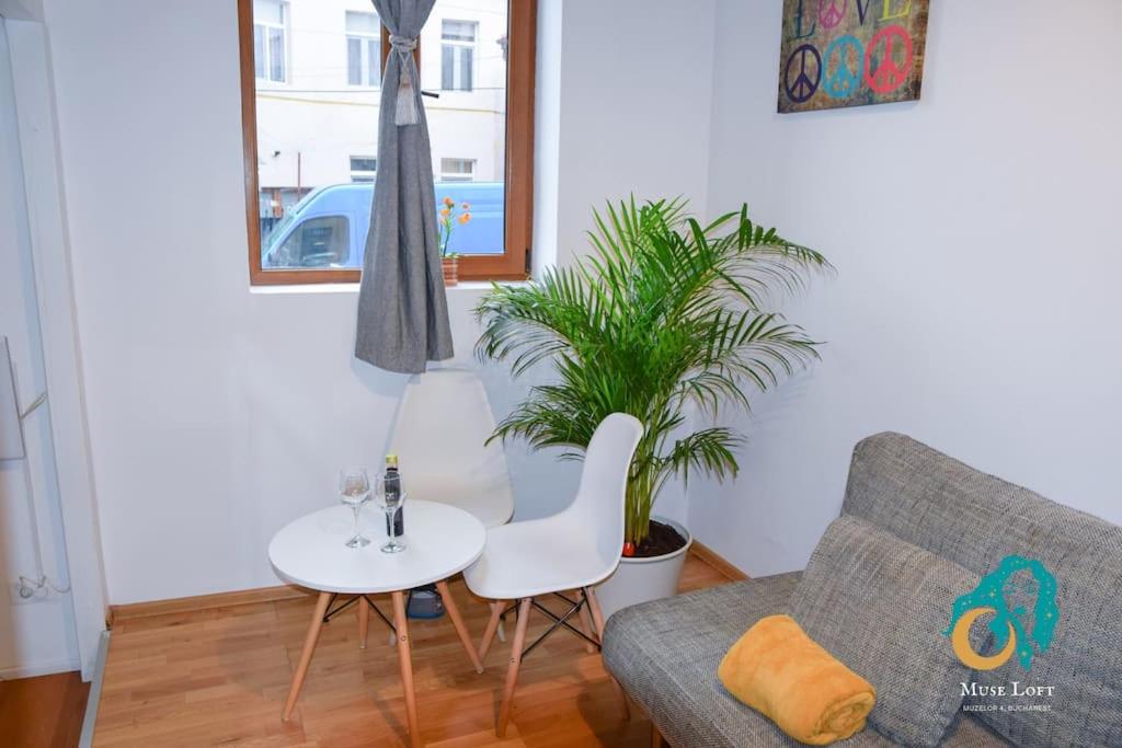 Muse Loft - Lovely place in City Center with Patio