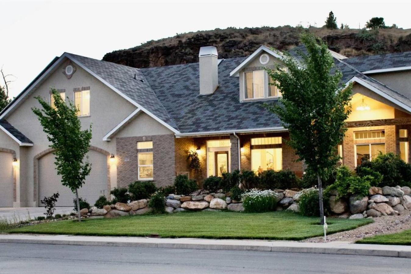 LV4 Large Basement Apartment for Zion Homebase view 3