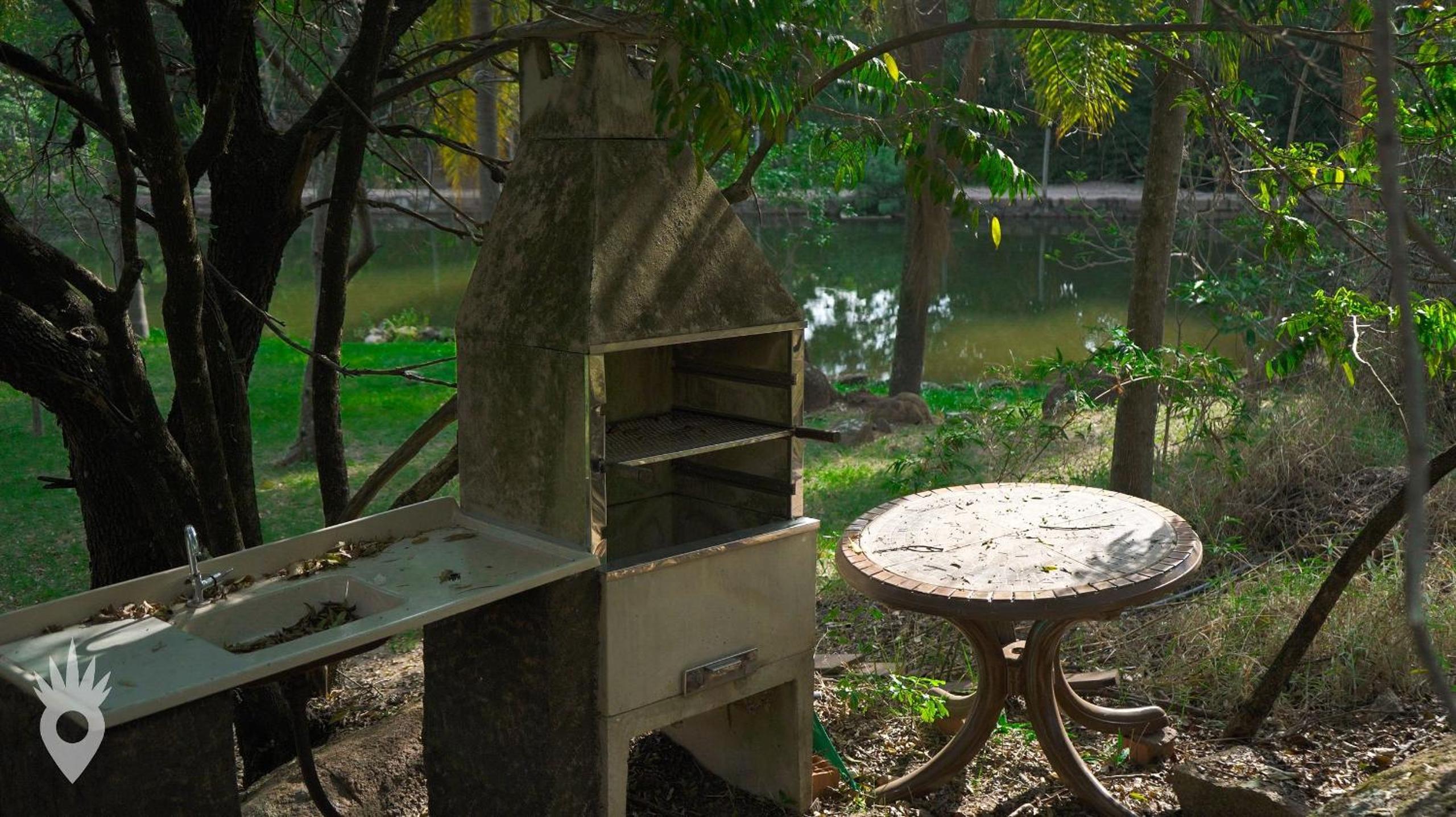 Chalé a beira de lago com churrasqueira em SP