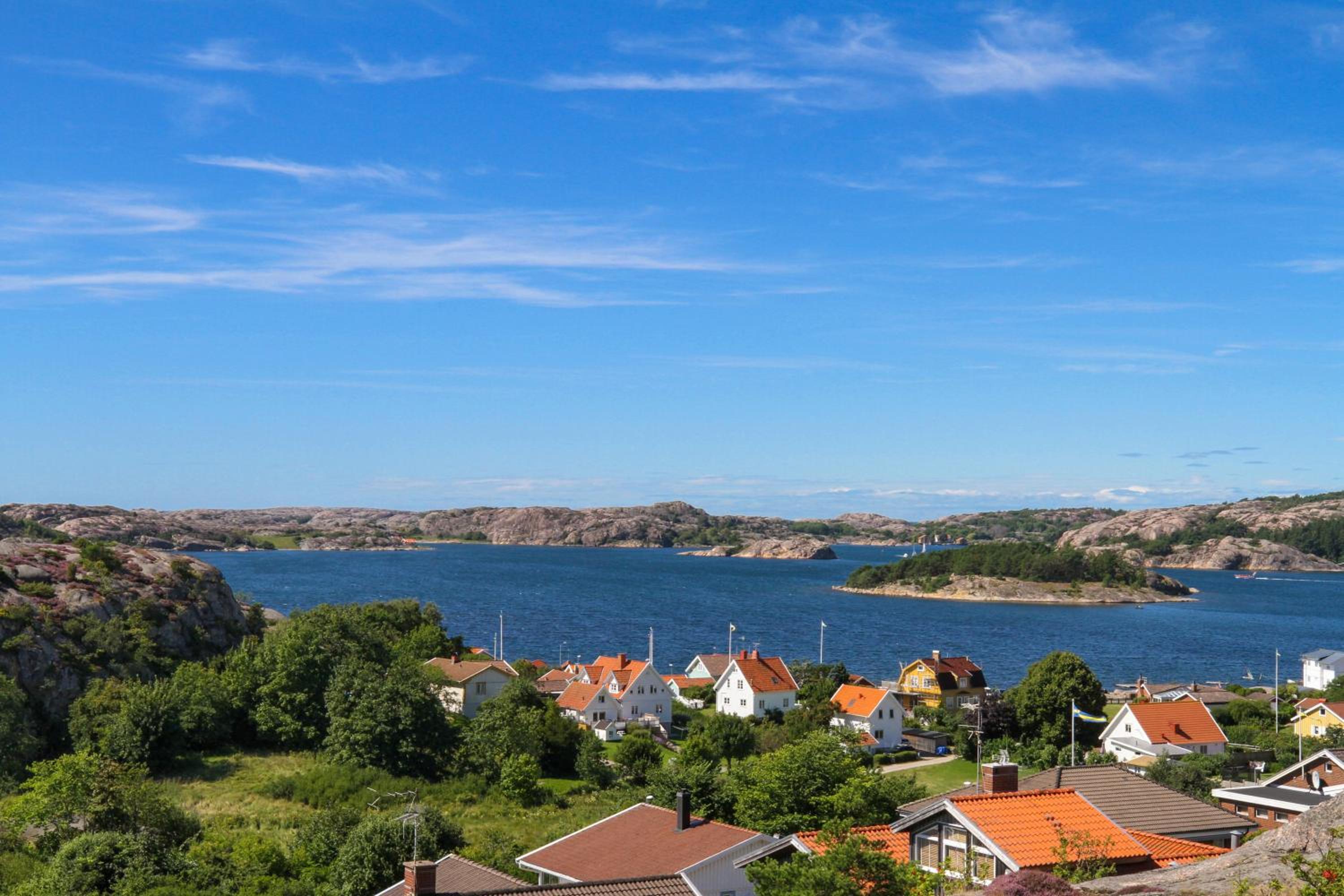 Charming Sea-view Haven by AJF Dream Living view 4