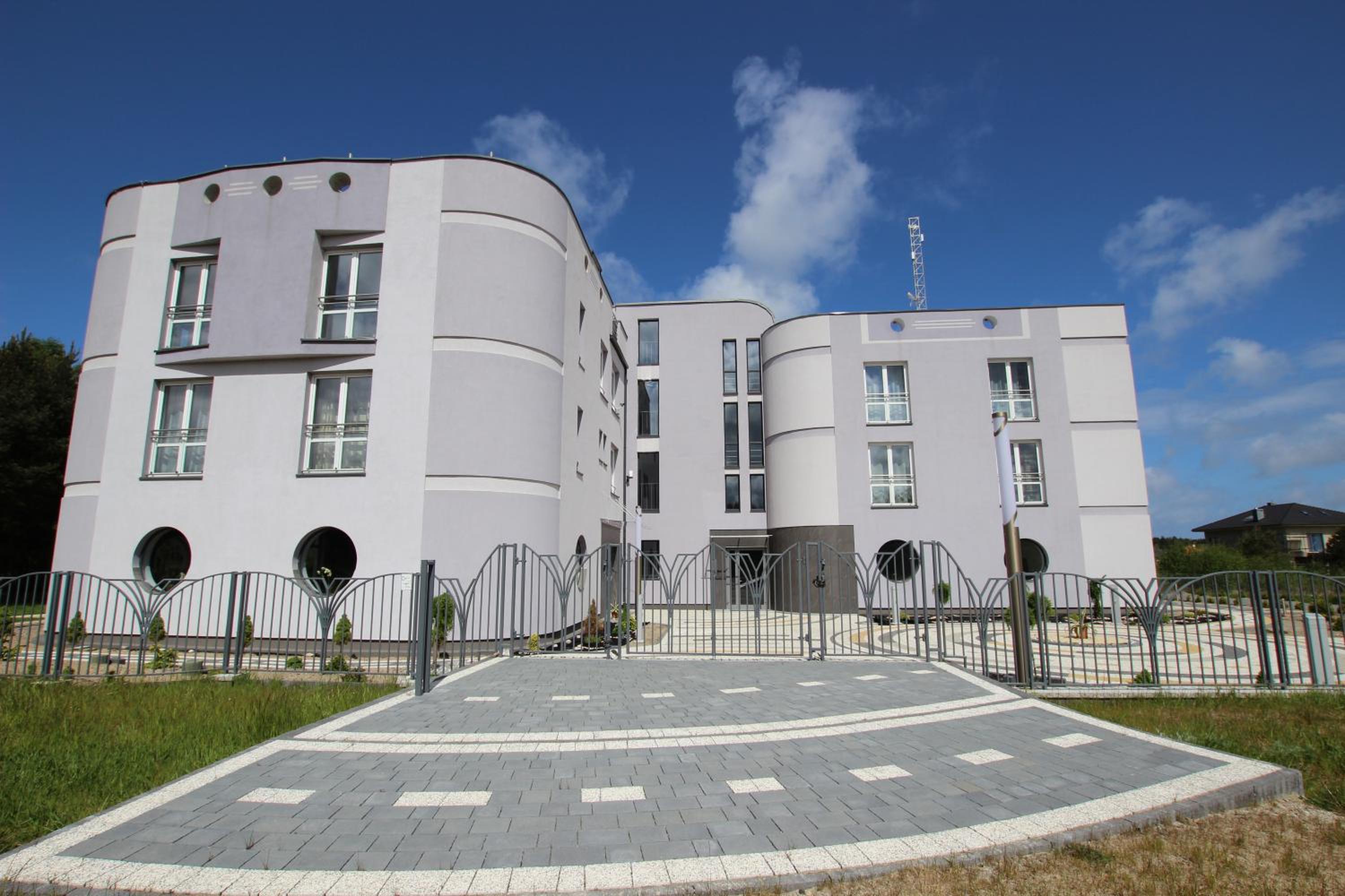 Resident Rene USTKA, photo 209