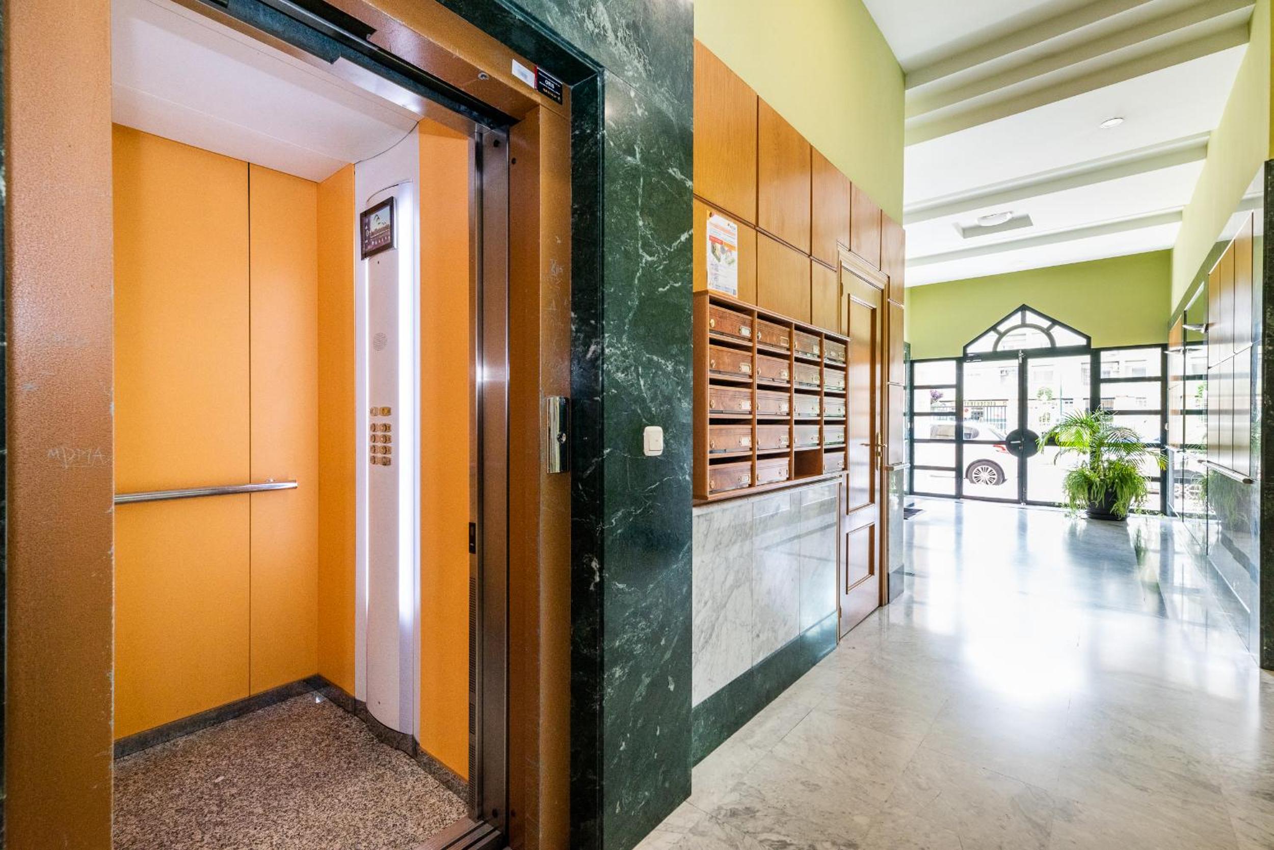 Apartamento Palacio céntrico y silencioso 4-8 personas view 3