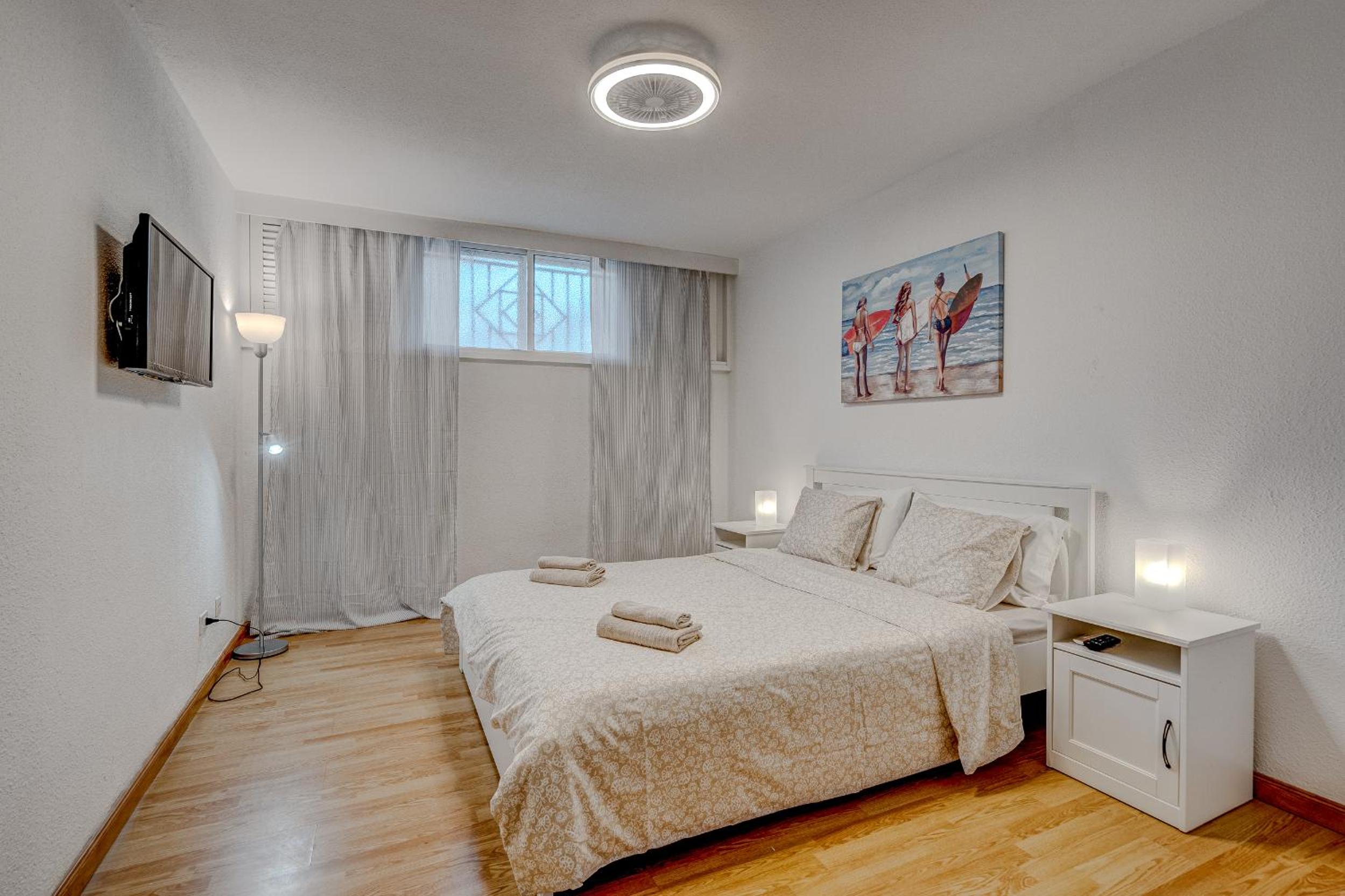 Amplio dúplex en Los Cristianos by AltamarHomes
