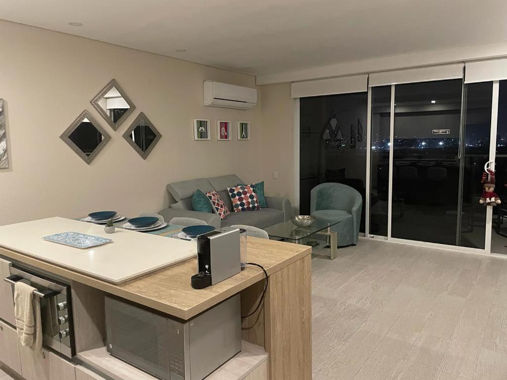 Apartamento con jacuzzi privado, vista al mar, sector exclusivo