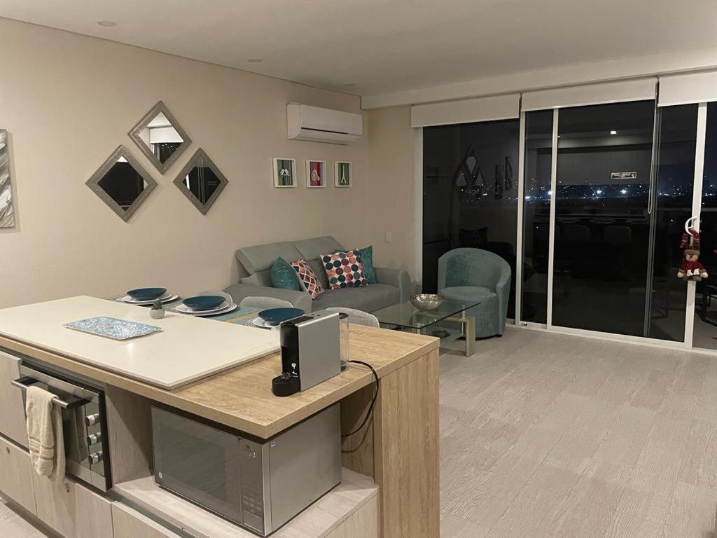 Apartamento con jacuzzi privado, vista al mar, sector exclusivo