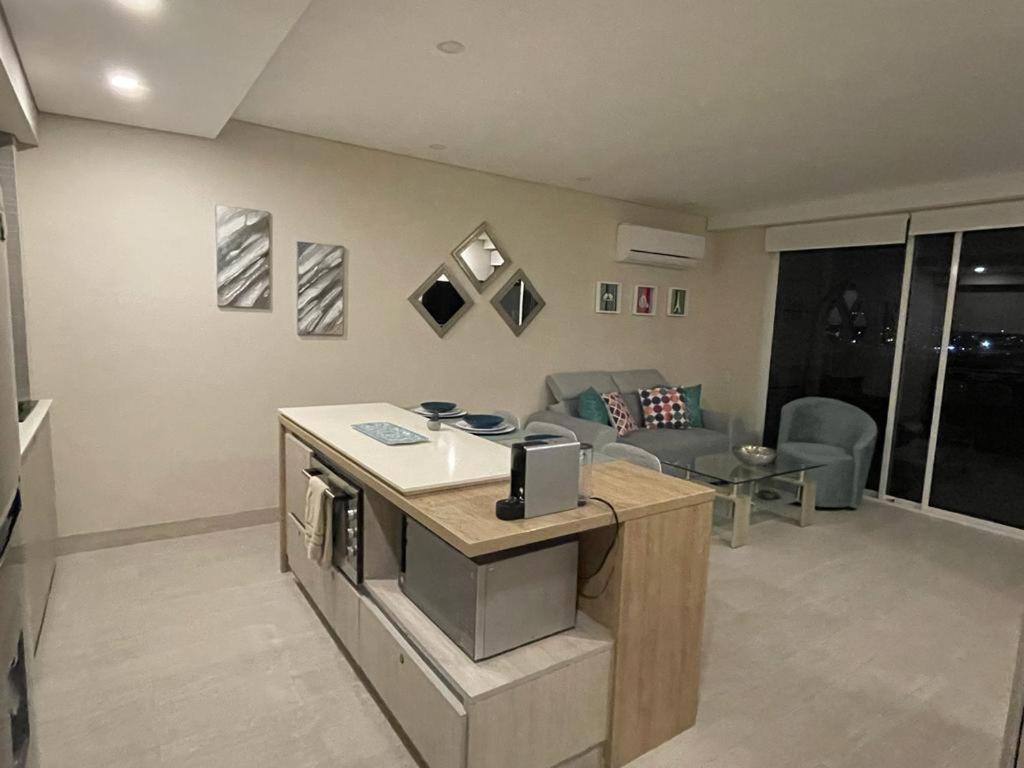 Apartamento con jacuzzi privado, vista al mar, sector exclusivo