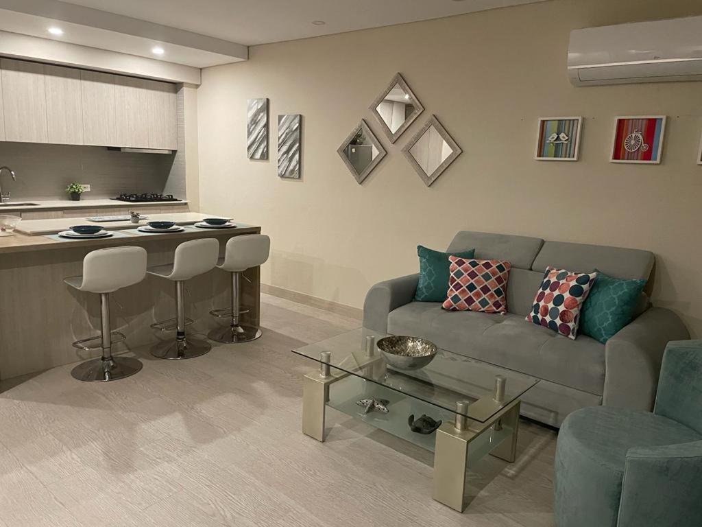 Apartamento con jacuzzi privado, vista al mar, sector exclusivo