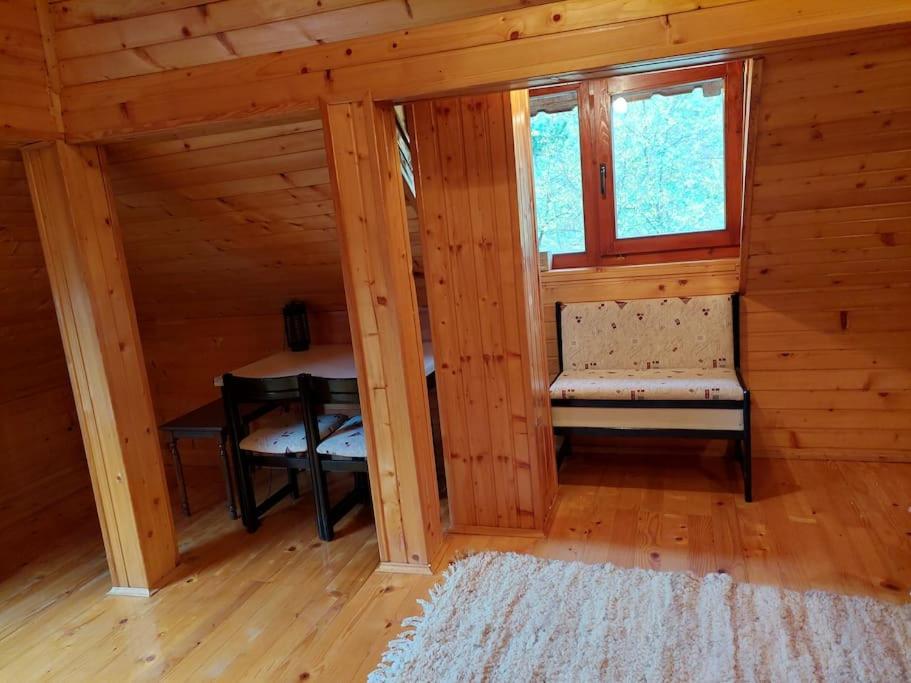 "Kod dva kestena"Warm and cozy house with lake view sauna
