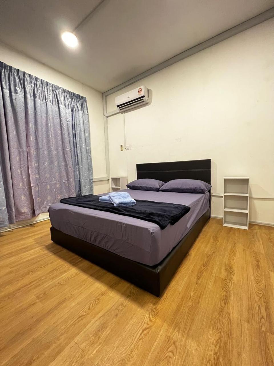 V10 Homestay Beverly Hills Plaza photo 3