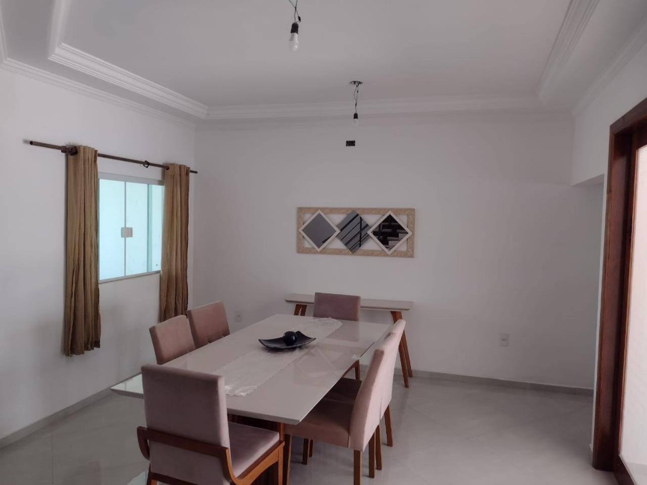 Casa próxima ao Santuário de Aparecida