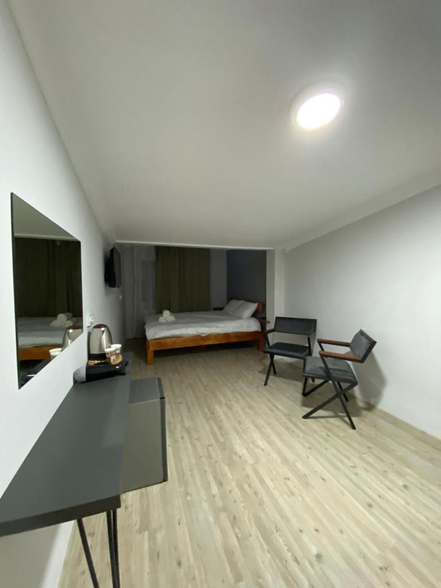 Convenient and Furnished Flat in Izmir Bayrakli view 5