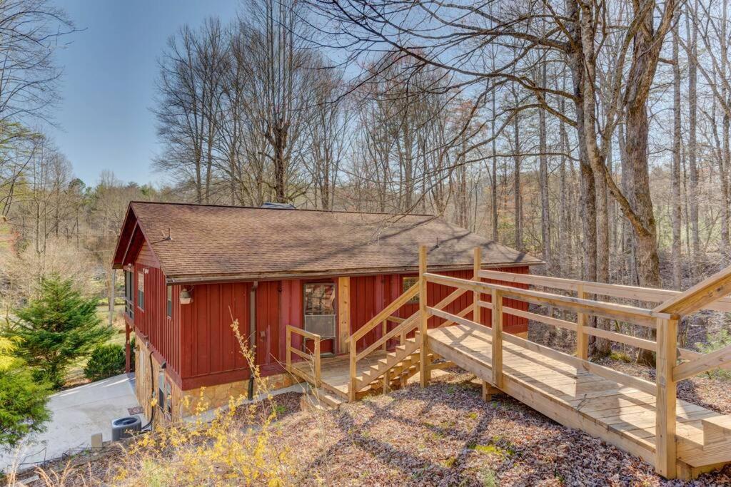 Wild Creek Cabin view 5