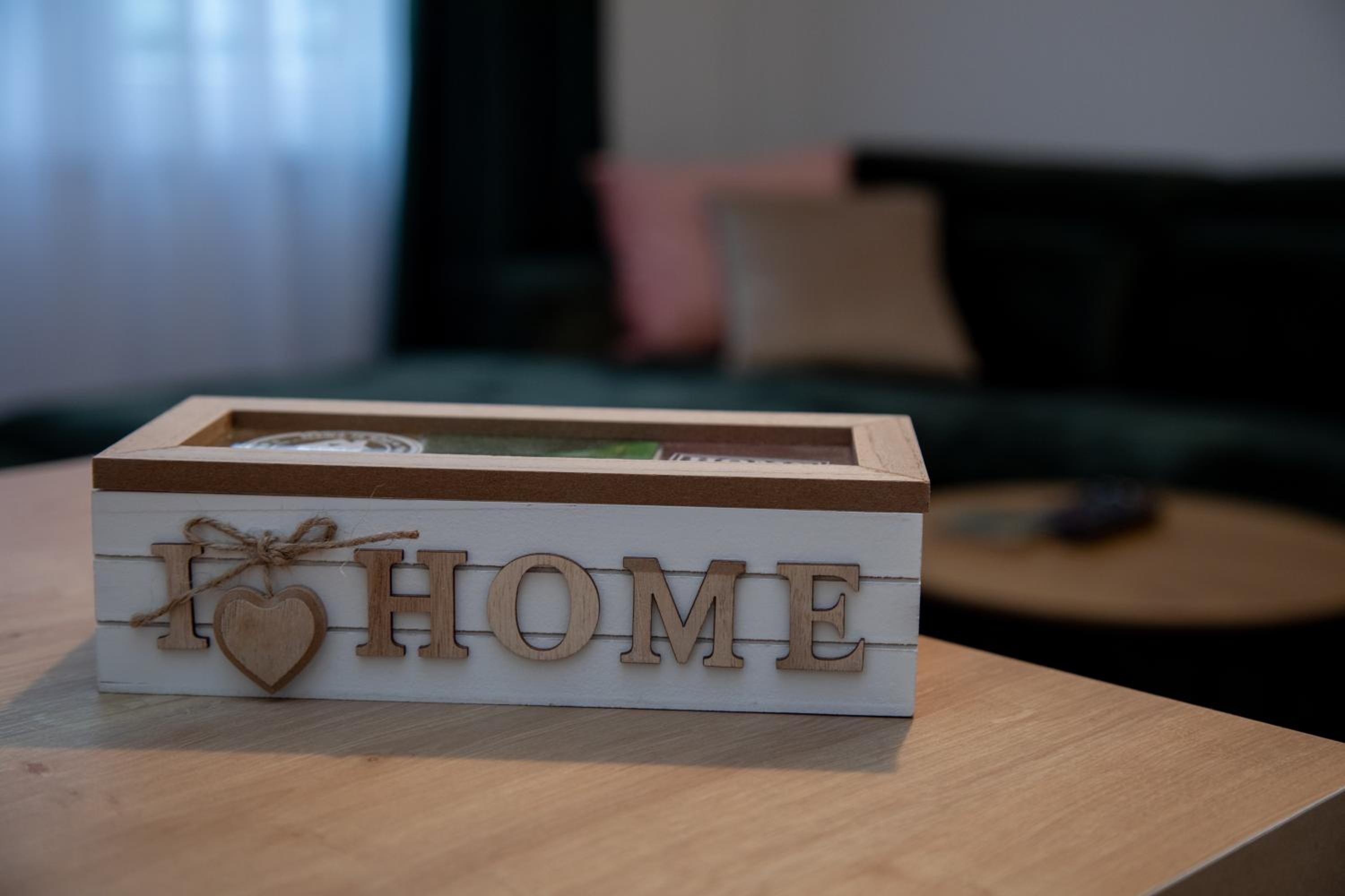 Feel@Home